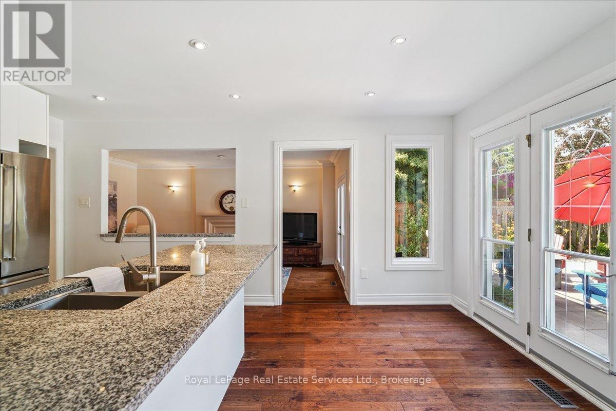 












471 DEERHURST DRIVE

,
Burlington (Appleby),




Ontario
L7L5T4

