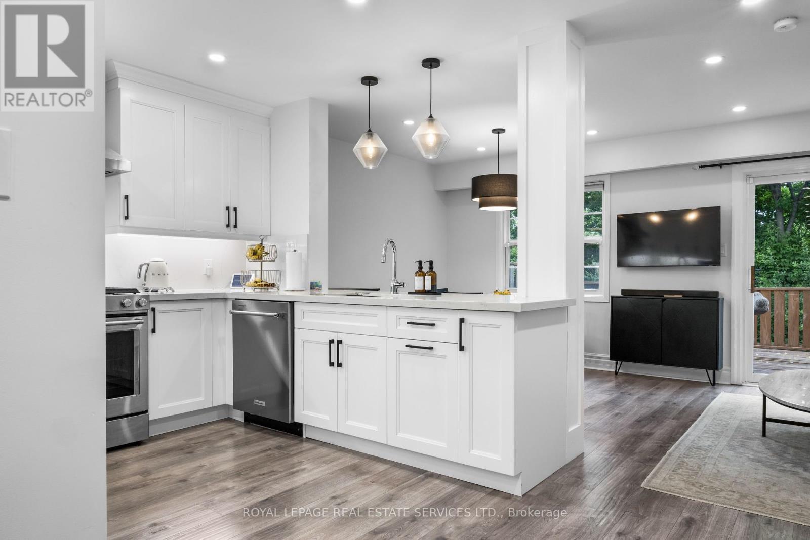 












38 - 2120 RATHBURN ROAD E

,
Mississauga,




Ontario
L4W2S8


