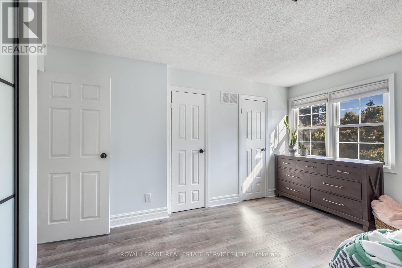 












38 - 2120 RATHBURN ROAD E

,
Mississauga,




Ontario
L4W2S8

