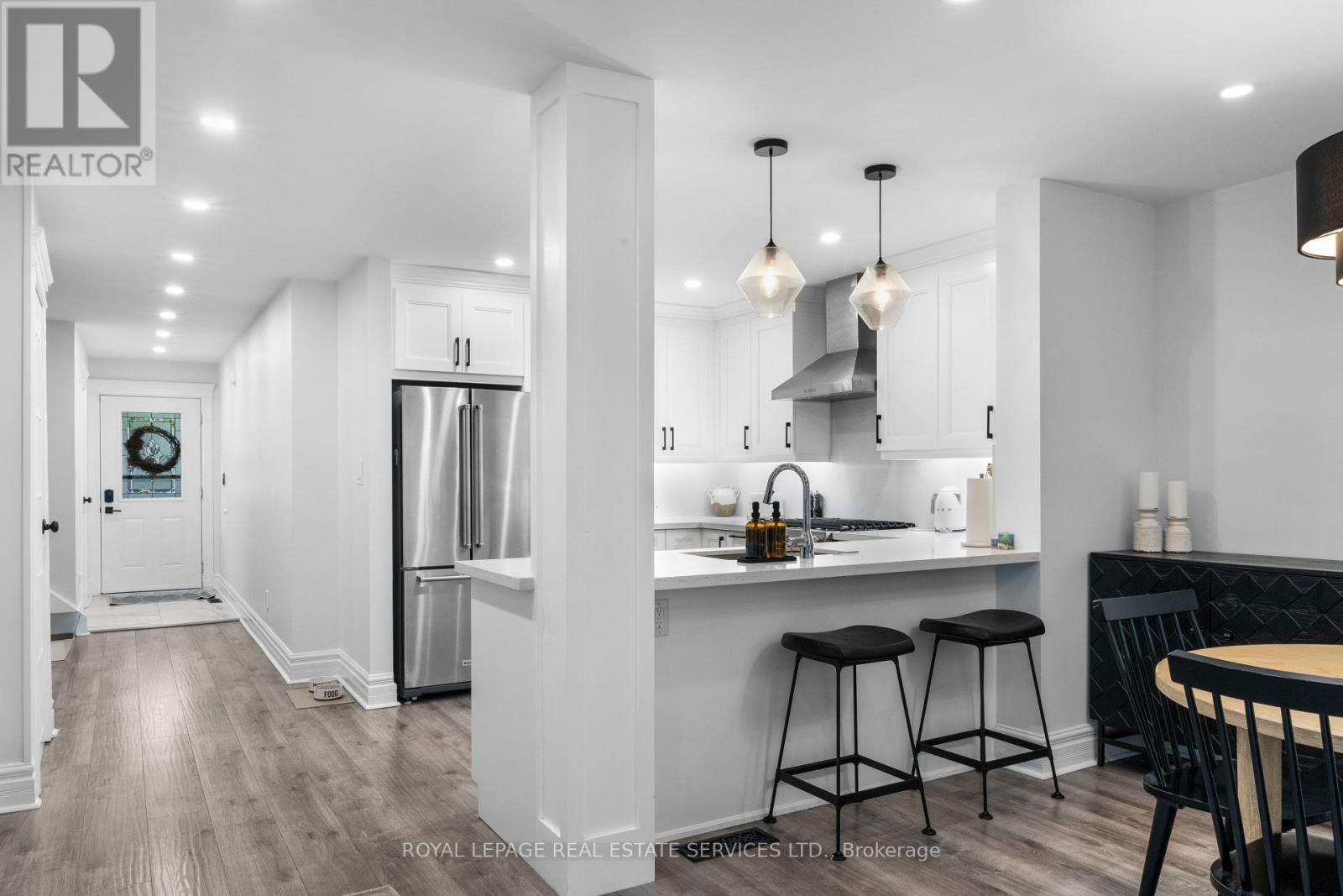 












38 - 2120 RATHBURN ROAD E

,
Mississauga,




Ontario
L4W2S8

