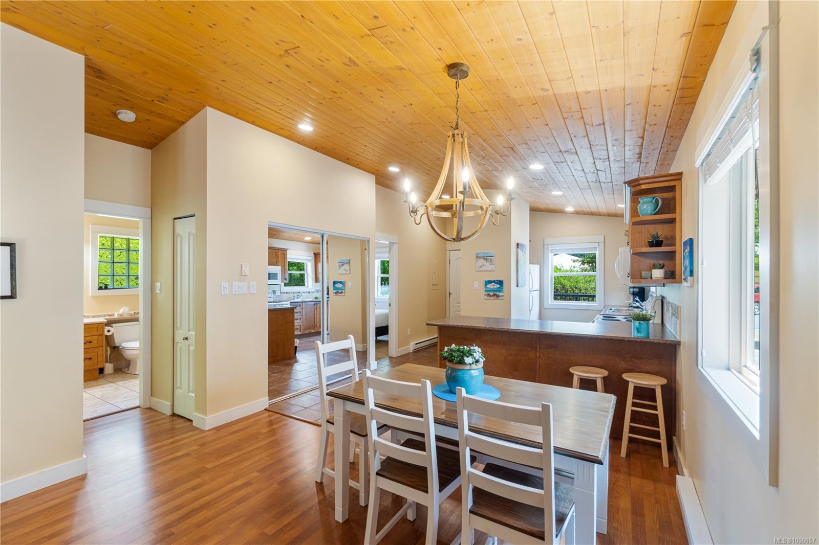 









1080


Resort

Dr, 113,
Parksville,




BC
V9P 2E3

