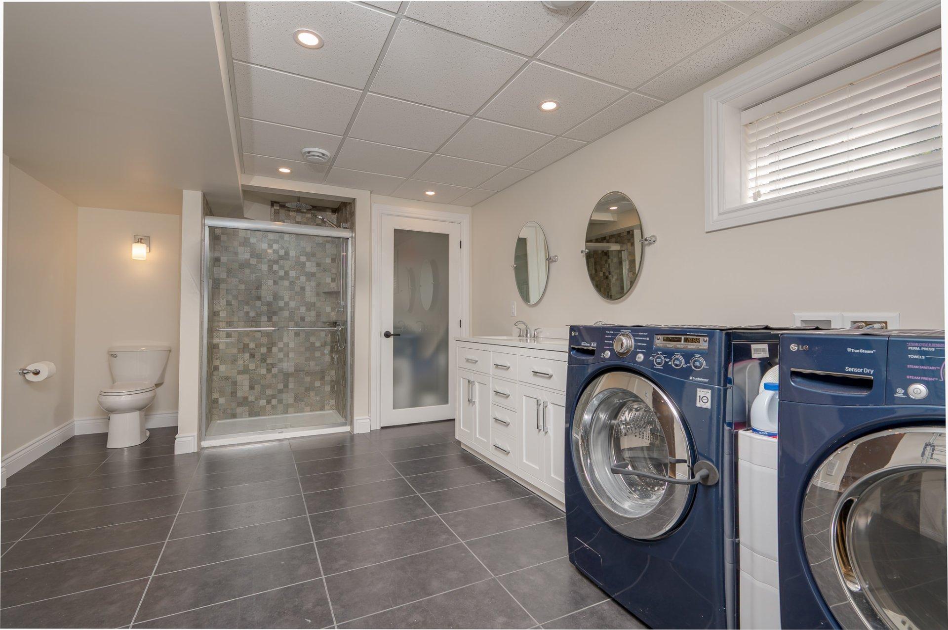 









1795


Place du Piccolo

,
Saint-Lazare,




QC
J7T3C6

