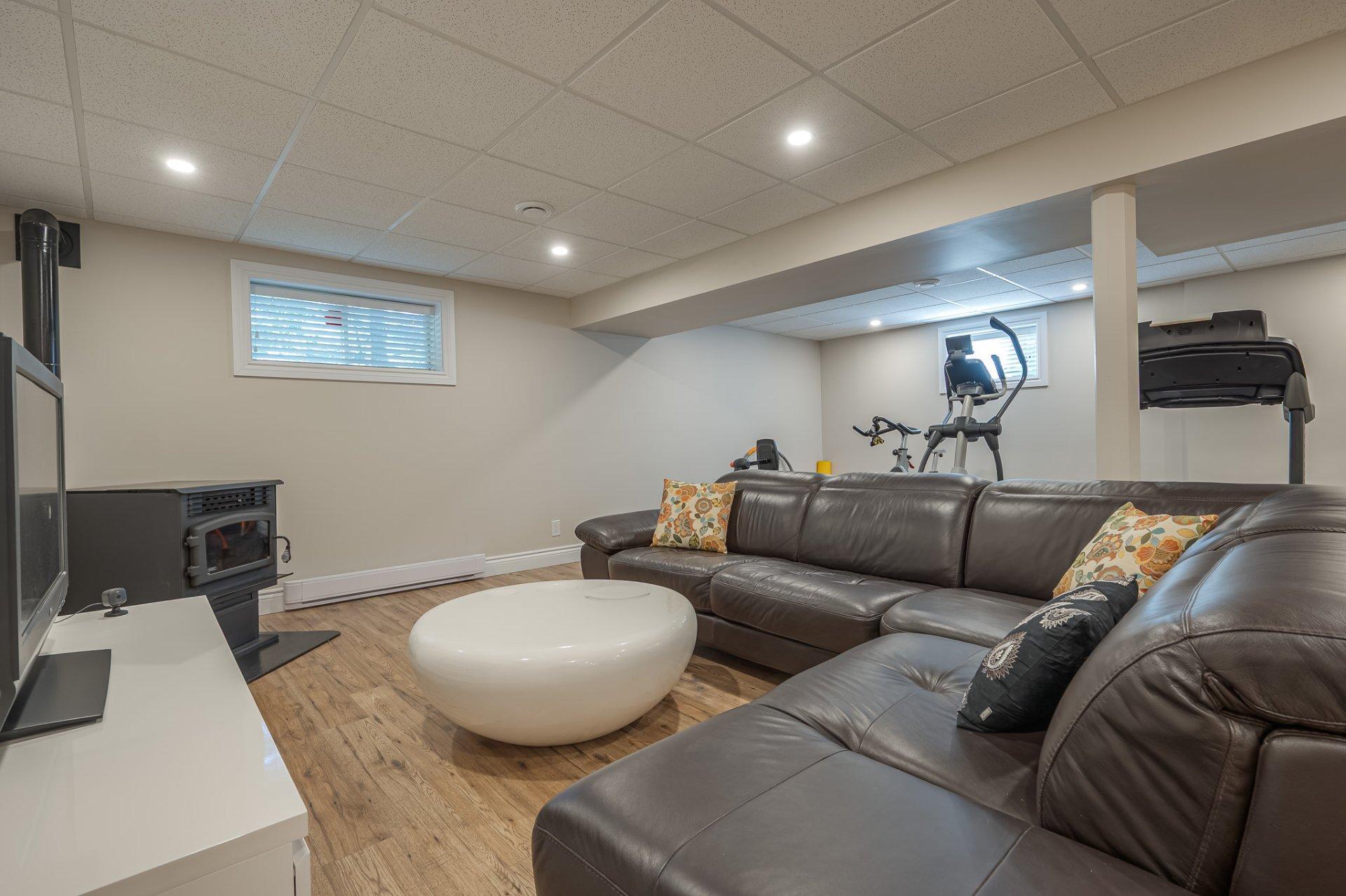 









1795


Place du Piccolo

,
Saint-Lazare,




QC
J7T3C6

