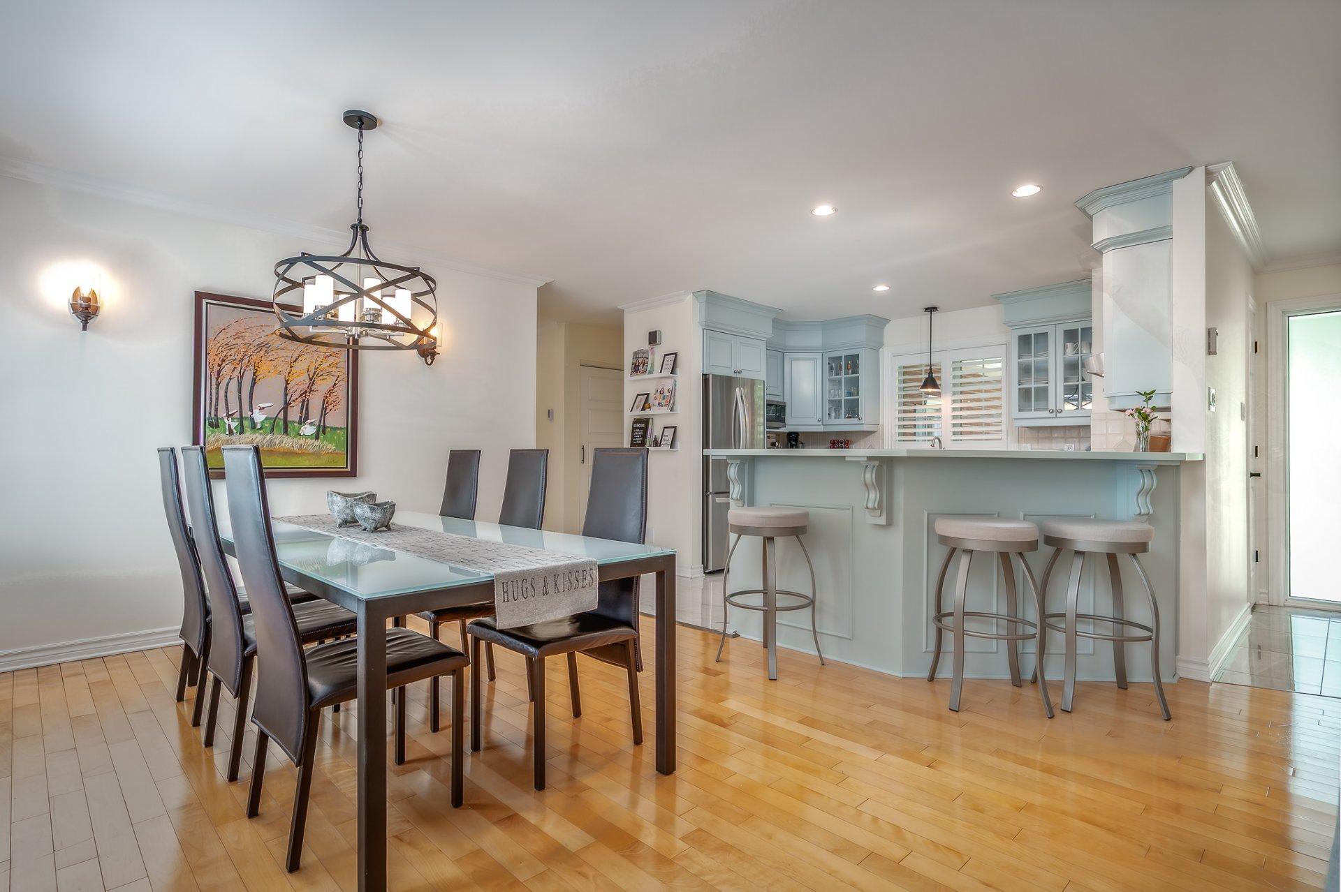 









1795


Place du Piccolo

,
Saint-Lazare,




QC
J7T3C6


