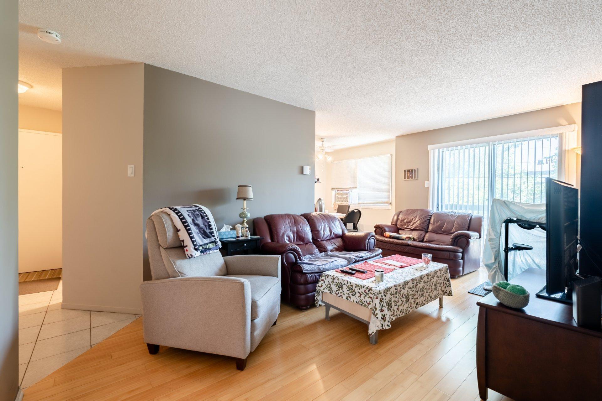 









1605


Boul. du Souvenir

, 118,
Laval (Laval-des-Rapides),




QC
H7N4Z7

