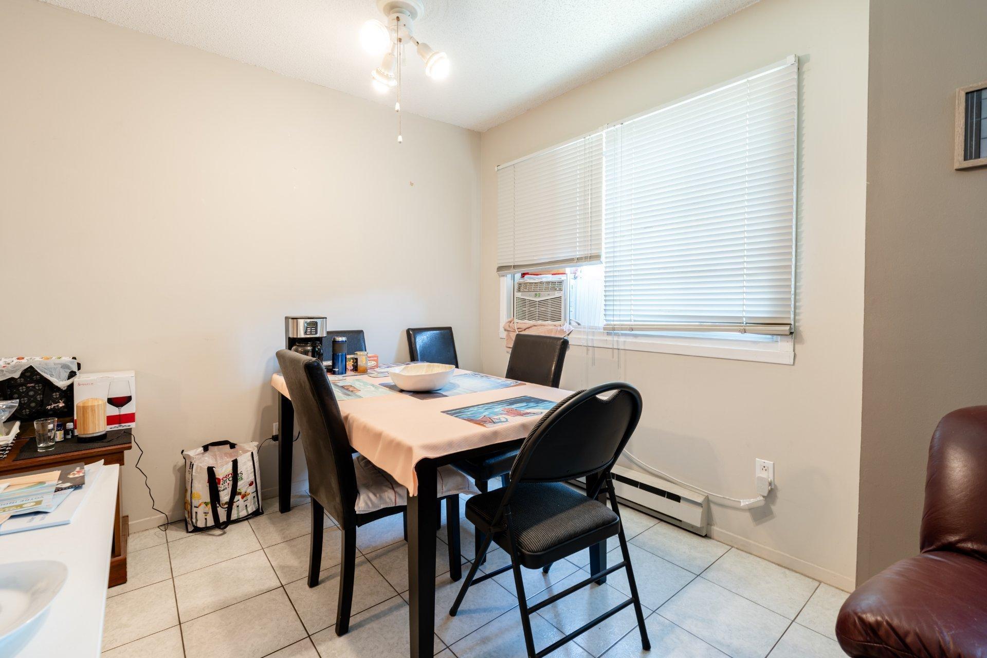 









1605


Boul. du Souvenir

, 118,
Laval (Laval-des-Rapides),




QC
H7N4Z7

