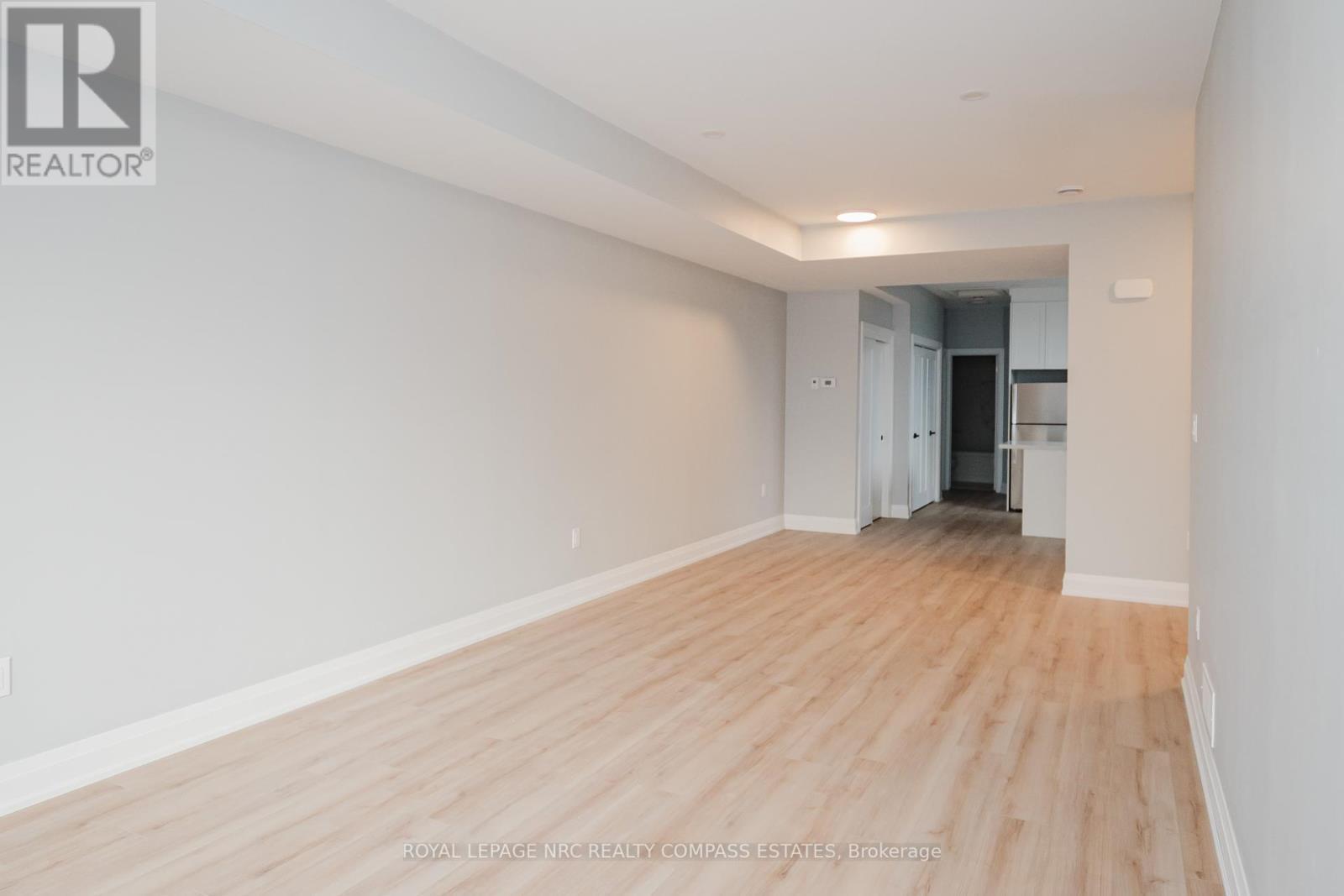 












101-105 SOUTHWORTH STREET N

,
Welland (Lincoln/Crowland),




Ontario
L3B1Y7

