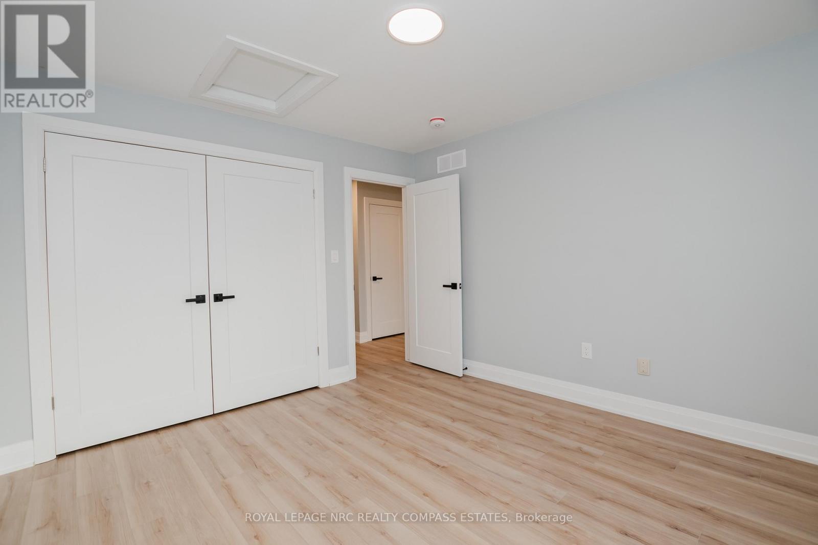 












101-105 SOUTHWORTH STREET N

,
Welland (Lincoln/Crowland),




Ontario
L3B1Y7

