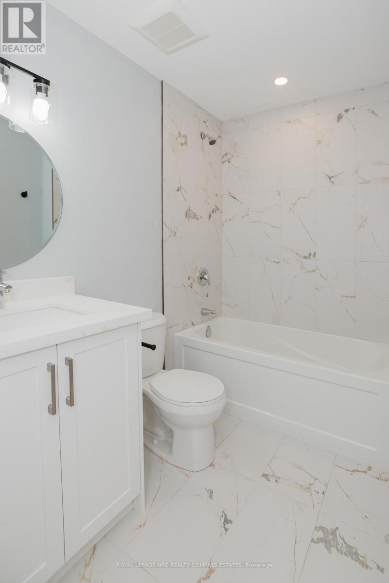 












101-105 SOUTHWORTH STREET N

,
Welland (Lincoln/Crowland),




Ontario
L3B1Y7

