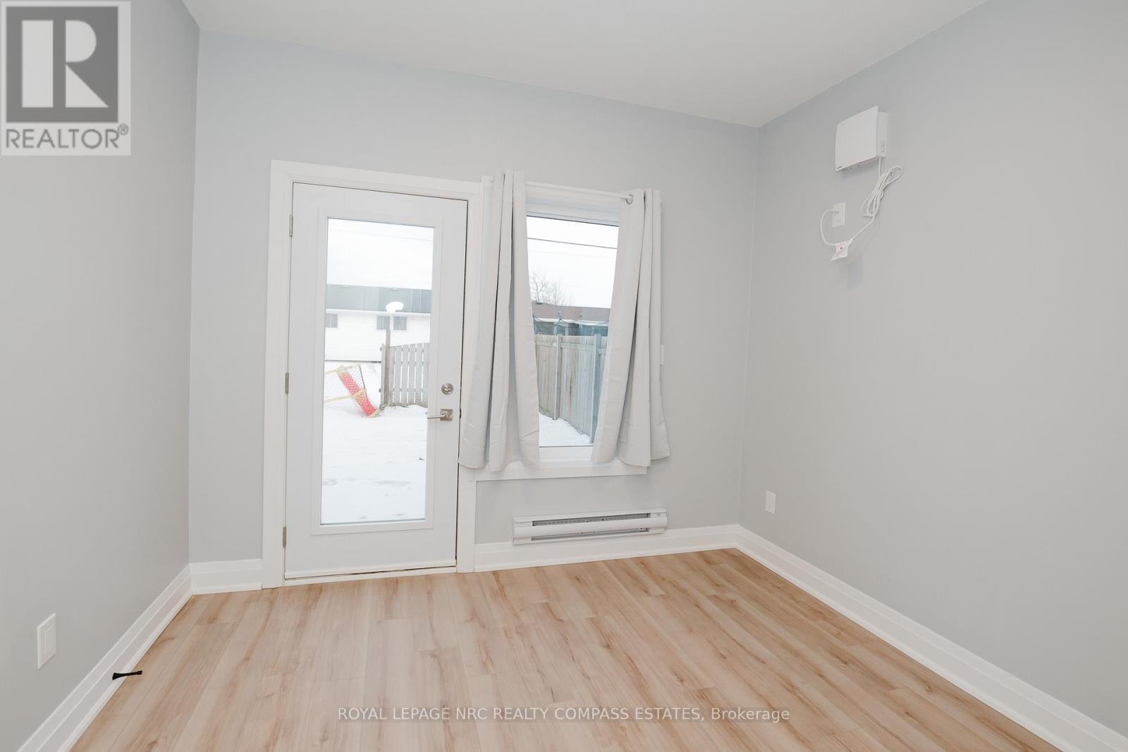 












101-105 SOUTHWORTH STREET N

,
Welland (Lincoln/Crowland),




Ontario
L3B1Y7

