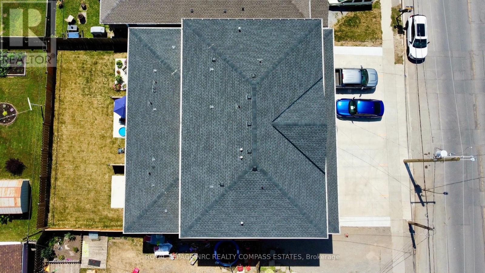 












101-105 SOUTHWORTH STREET N

,
Welland (Lincoln/Crowland),




Ontario
L3B1Y7

