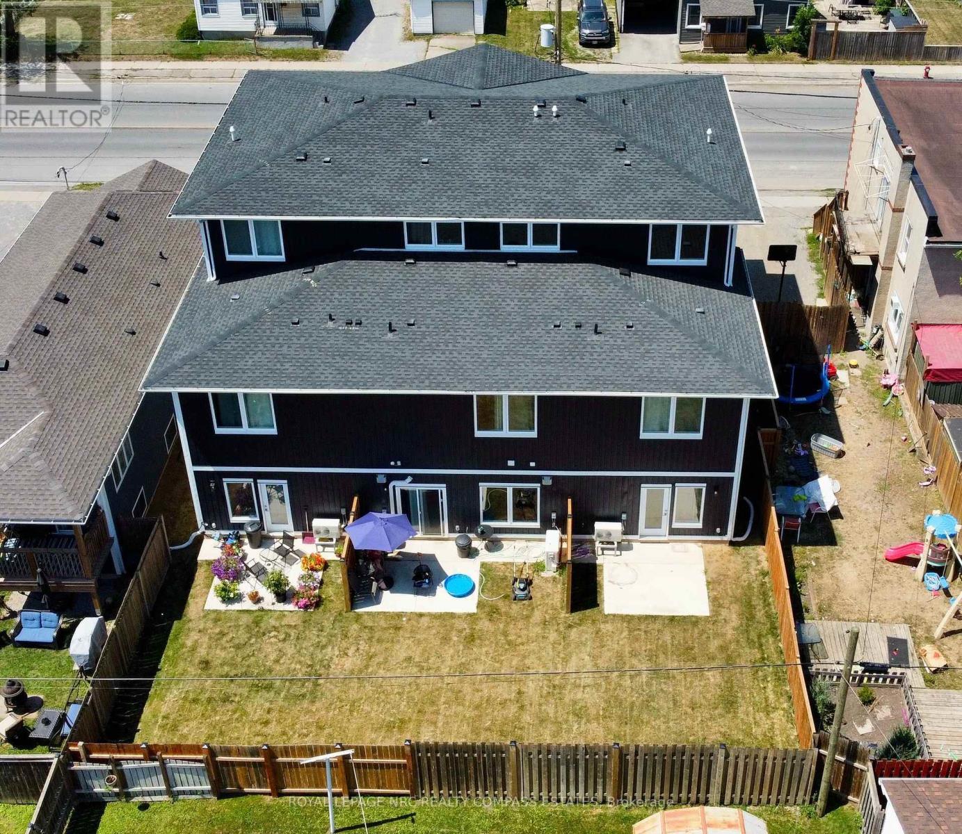 












101-105 SOUTHWORTH STREET N

,
Welland (Lincoln/Crowland),




Ontario
L3B1Y7

