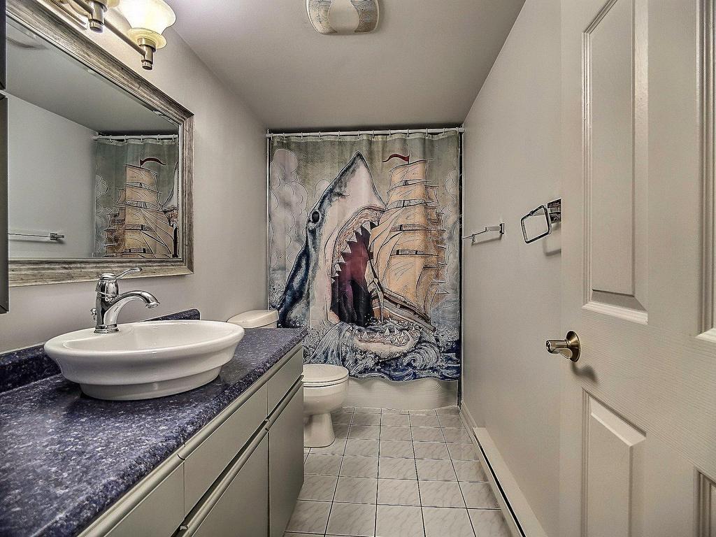 









20


Rue Normand

, 1,
Hull (Gatineau),




QC
J8Y4C4

