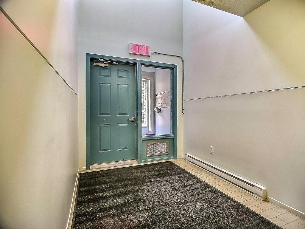 









20


Rue Normand

, 1,
Hull (Gatineau),




QC
J8Y4C4

