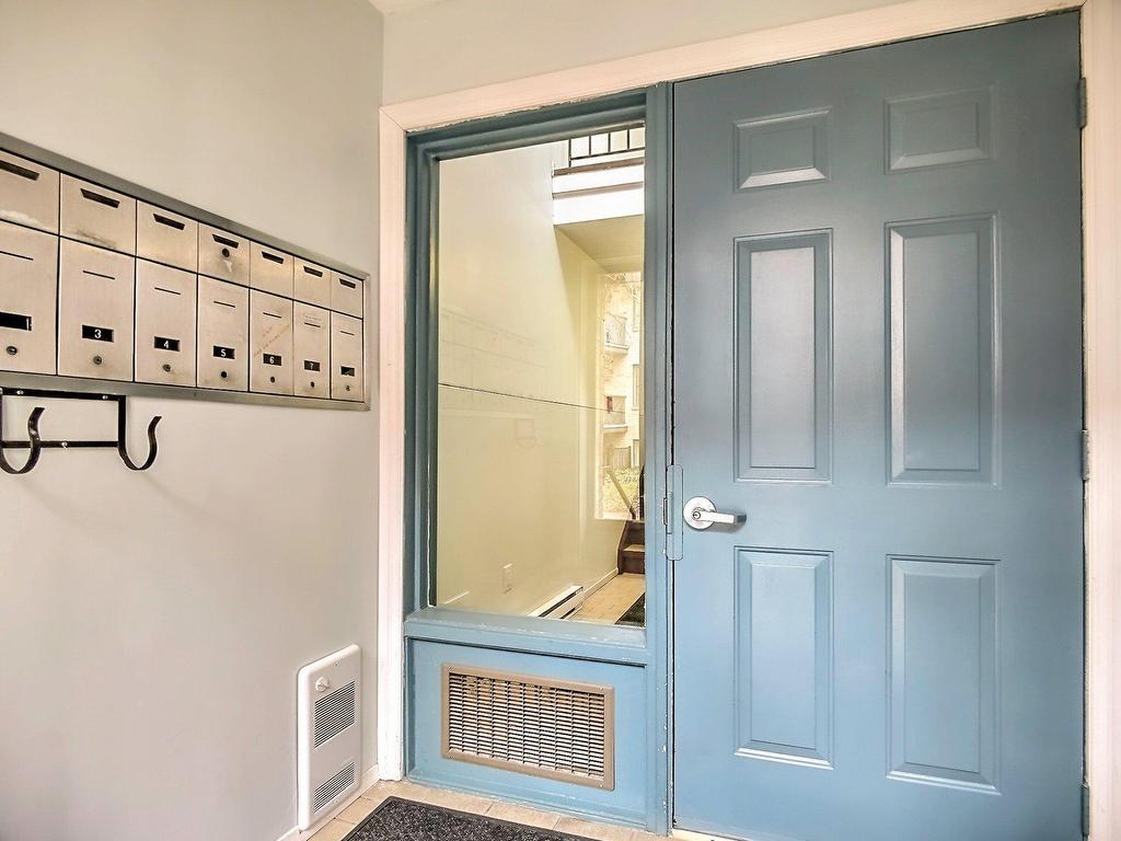 









20


Rue Normand

, 1,
Hull (Gatineau),




QC
J8Y4C4

