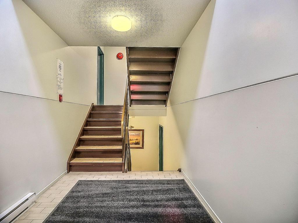 









20


Rue Normand

, 1,
Hull (Gatineau),




QC
J8Y4C4

