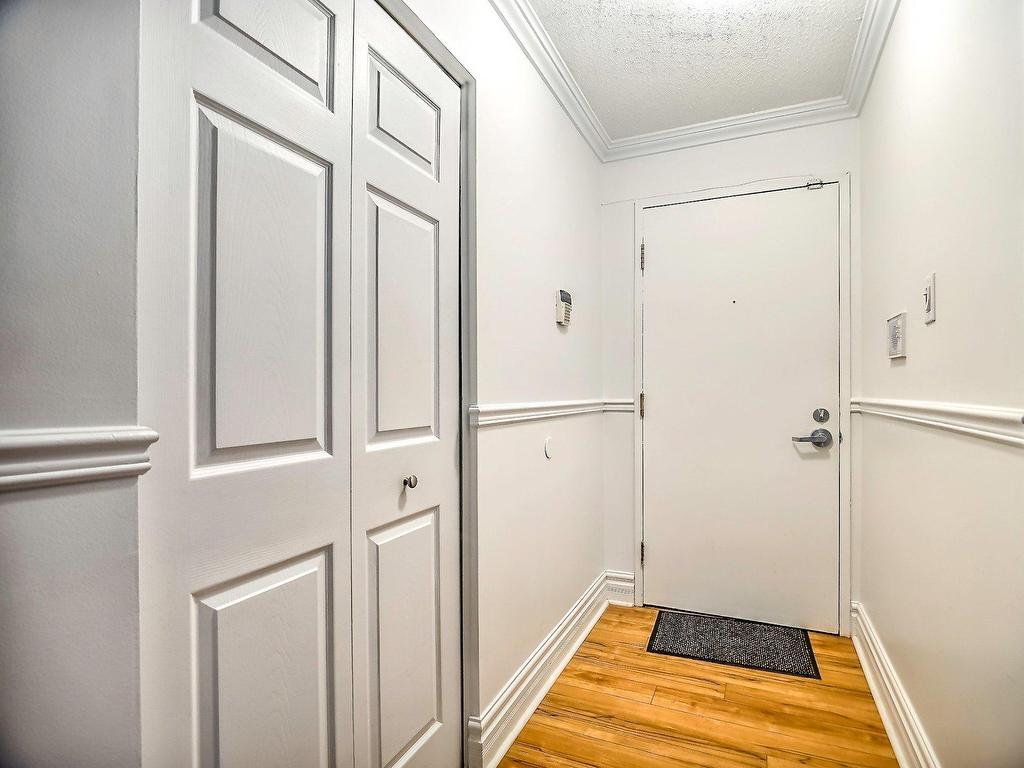 









20


Rue Normand

, 1,
Hull (Gatineau),




QC
J8Y4C4

