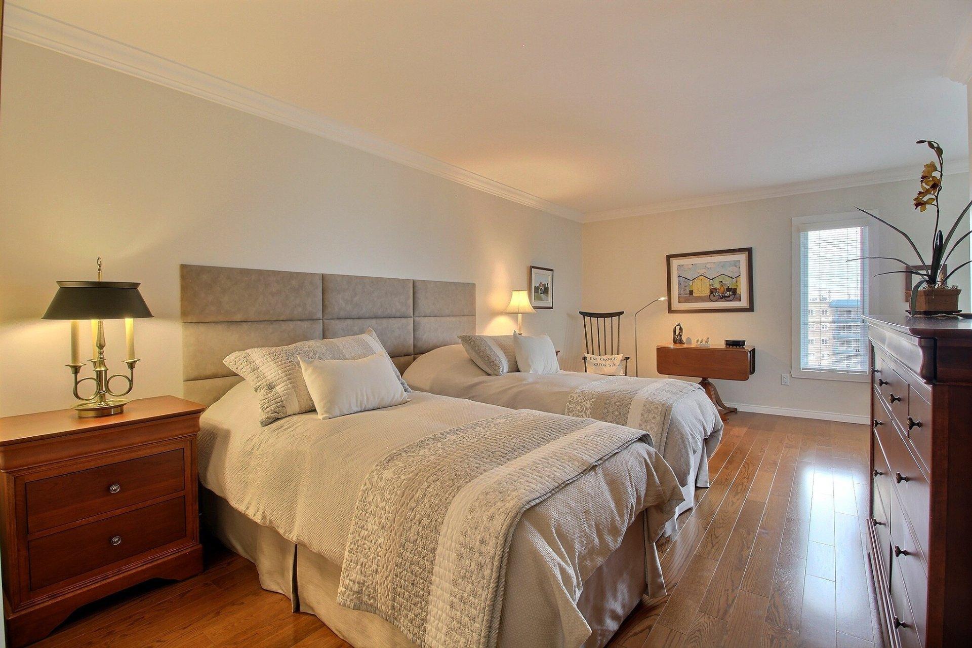 









200


Rue Don-Bosco N.

, 506,
Sherbrooke (Les Nations),




QC
J1L2E8

