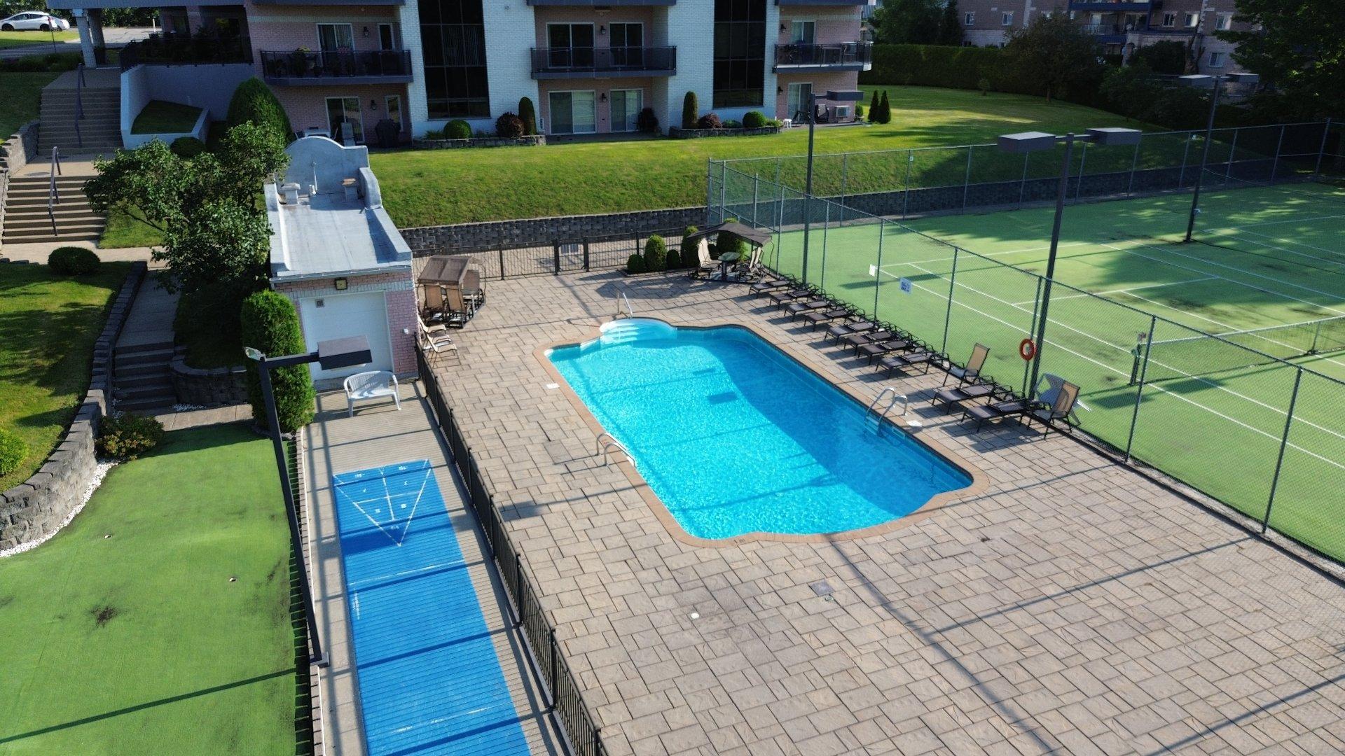 









200


Rue Don-Bosco N.

, 506,
Sherbrooke (Les Nations),




QC
J1L2E8

