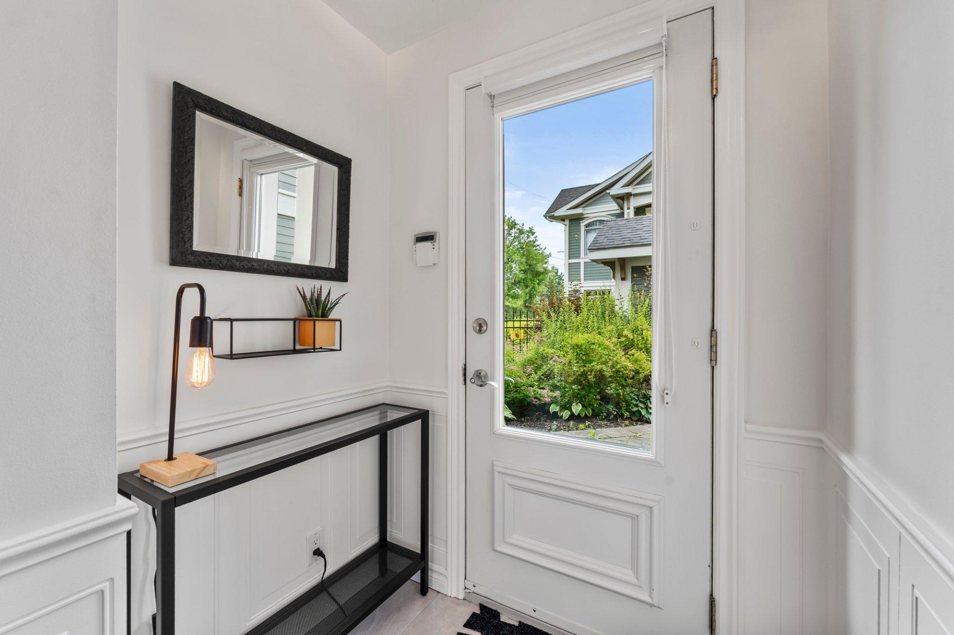 









310


Rue Cabana

, 15,
Magog,




QC
J1X2C3

