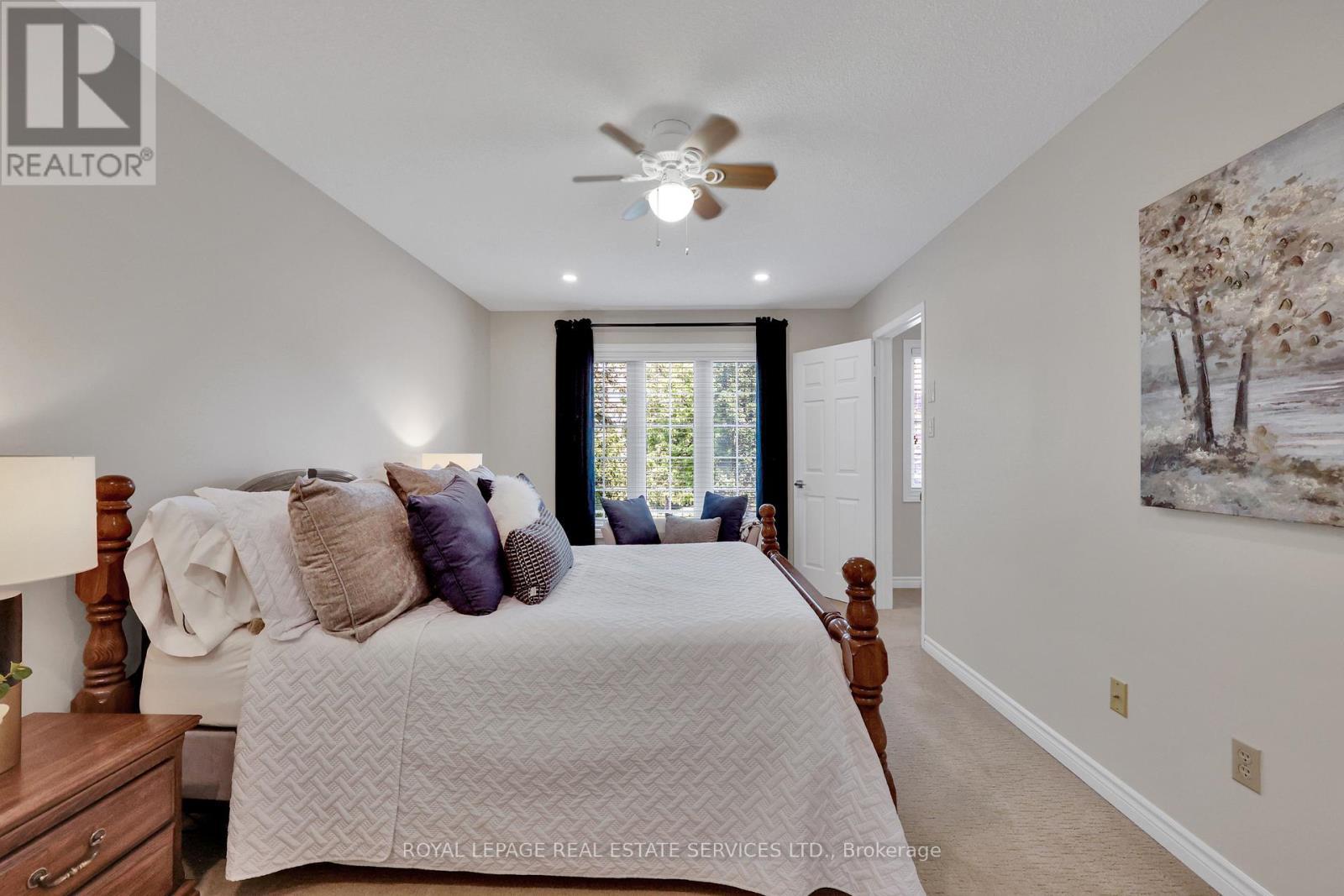 












1062 GLENBROOK AVENUE

,
Oakville,




Ontario
L6H4A3

