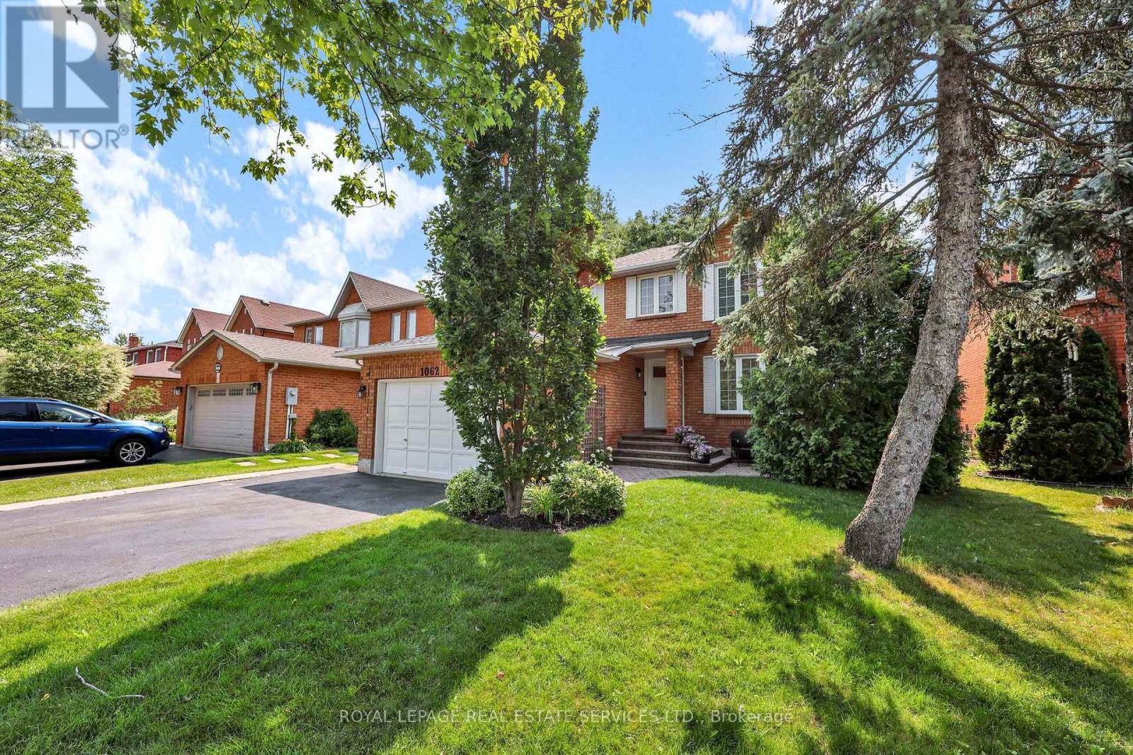 












1062 GLENBROOK AVENUE

,
Oakville,




Ontario
L6H4A3

