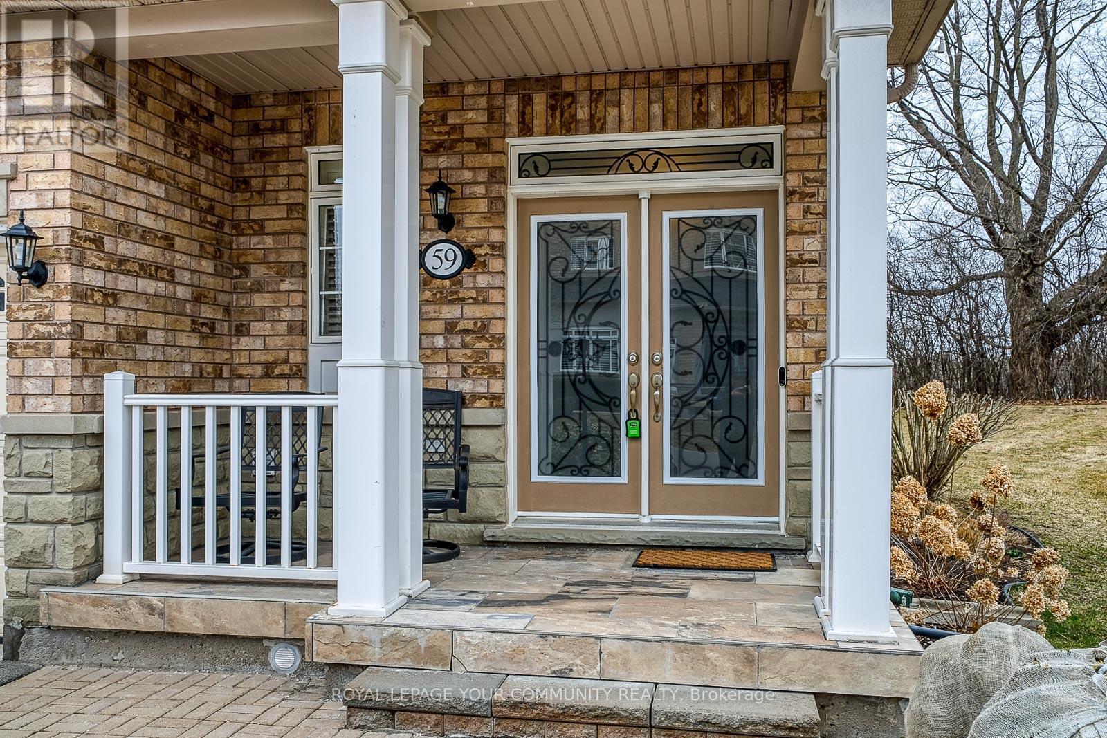 












56 - 59 STONECLIFFE CRESCENT

,
Aurora,




Ontario
L4G7Z7

