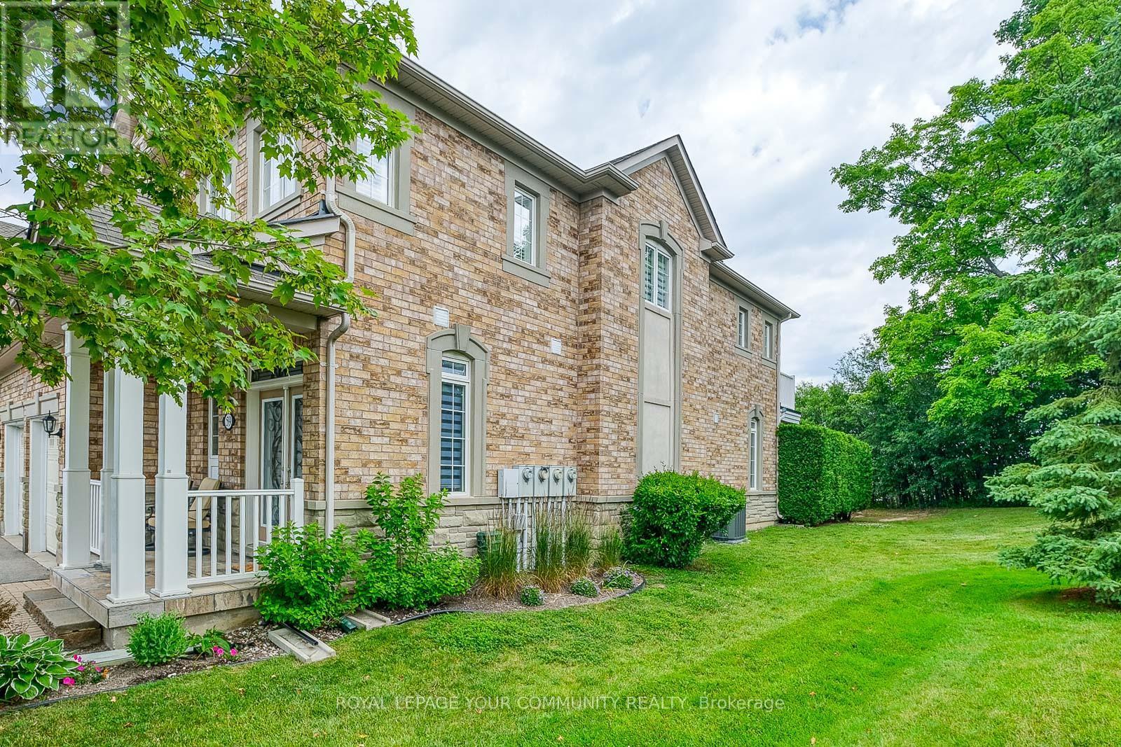 












56 - 59 STONECLIFFE CRESCENT

,
Aurora,




Ontario
L4G7Z7

