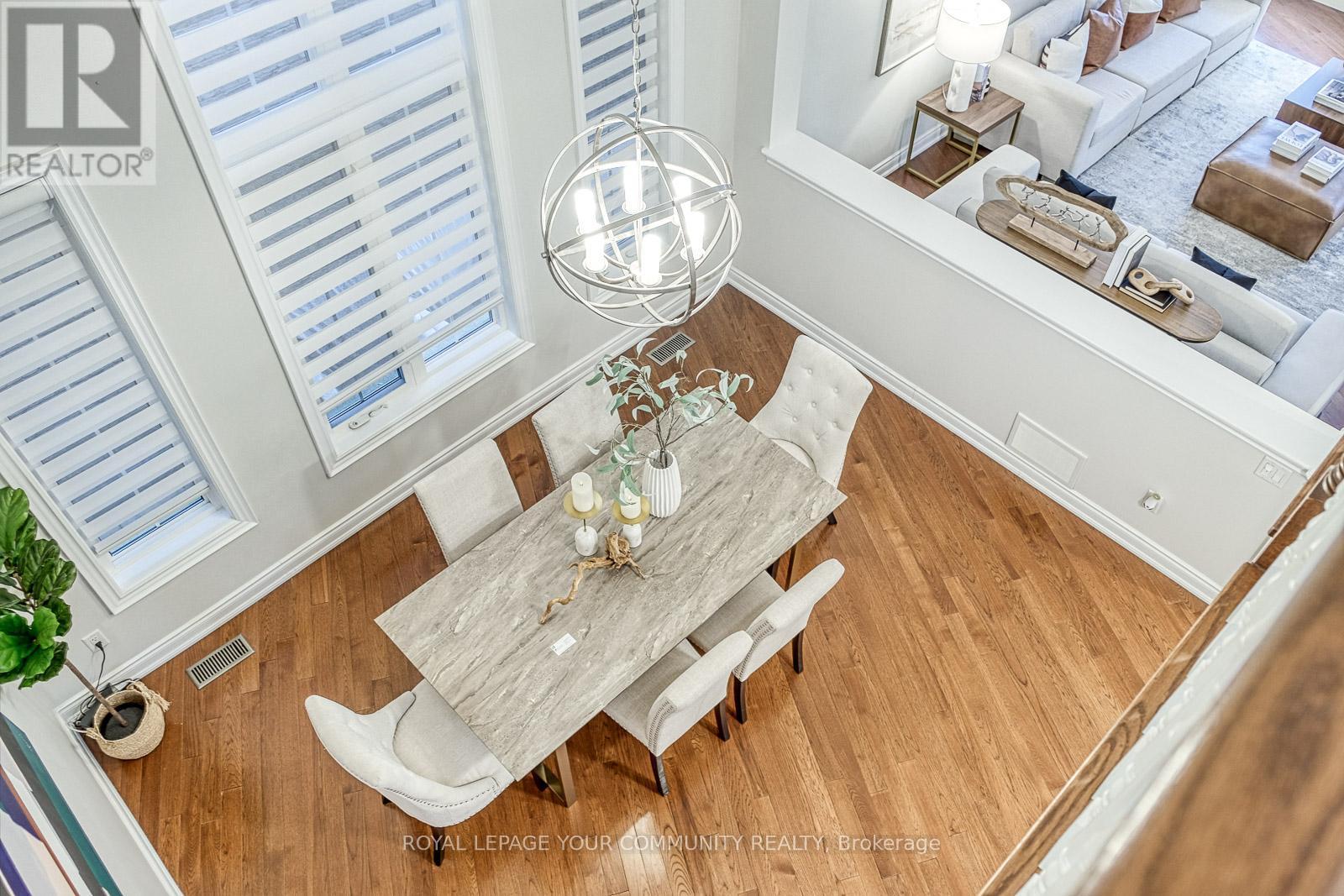 












56 - 59 STONECLIFFE CRESCENT

,
Aurora,




Ontario
L4G7Z7

