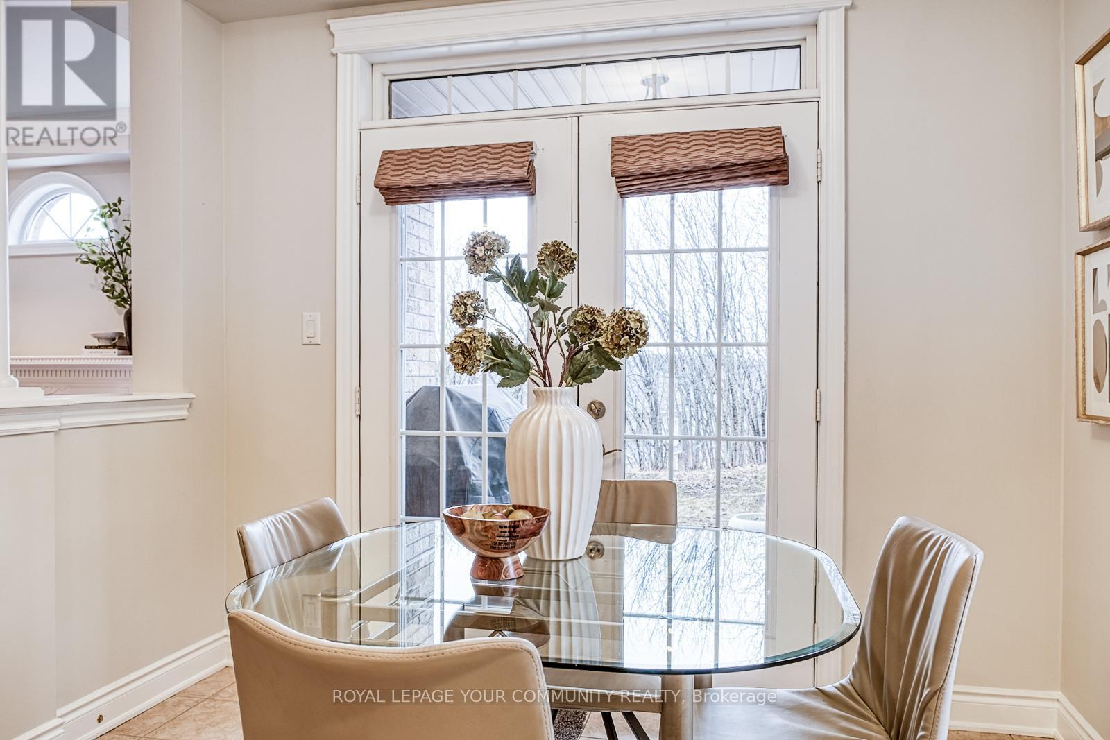 












56 - 59 STONECLIFFE CRESCENT

,
Aurora,




Ontario
L4G7Z7

