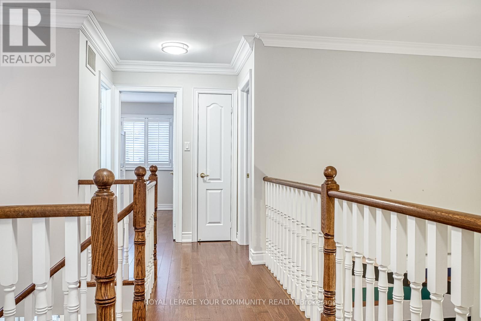 












56 - 59 STONECLIFFE CRESCENT

,
Aurora,




Ontario
L4G7Z7


