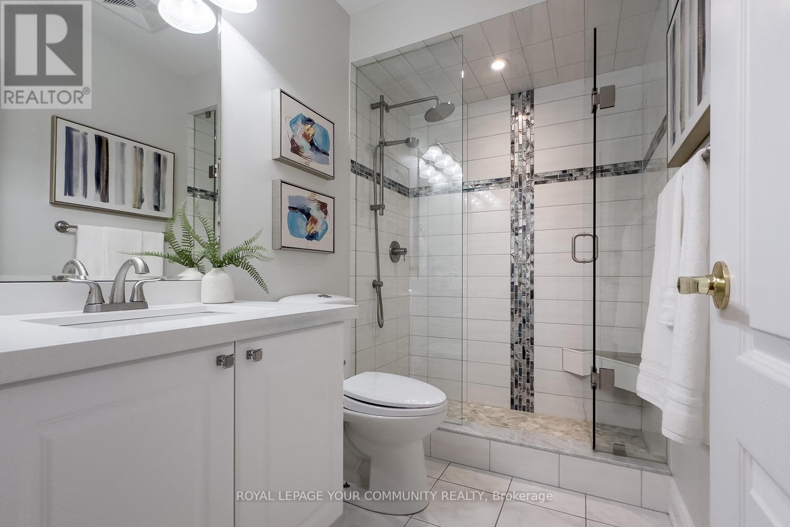 












56 - 59 STONECLIFFE CRESCENT

,
Aurora,




Ontario
L4G7Z7

