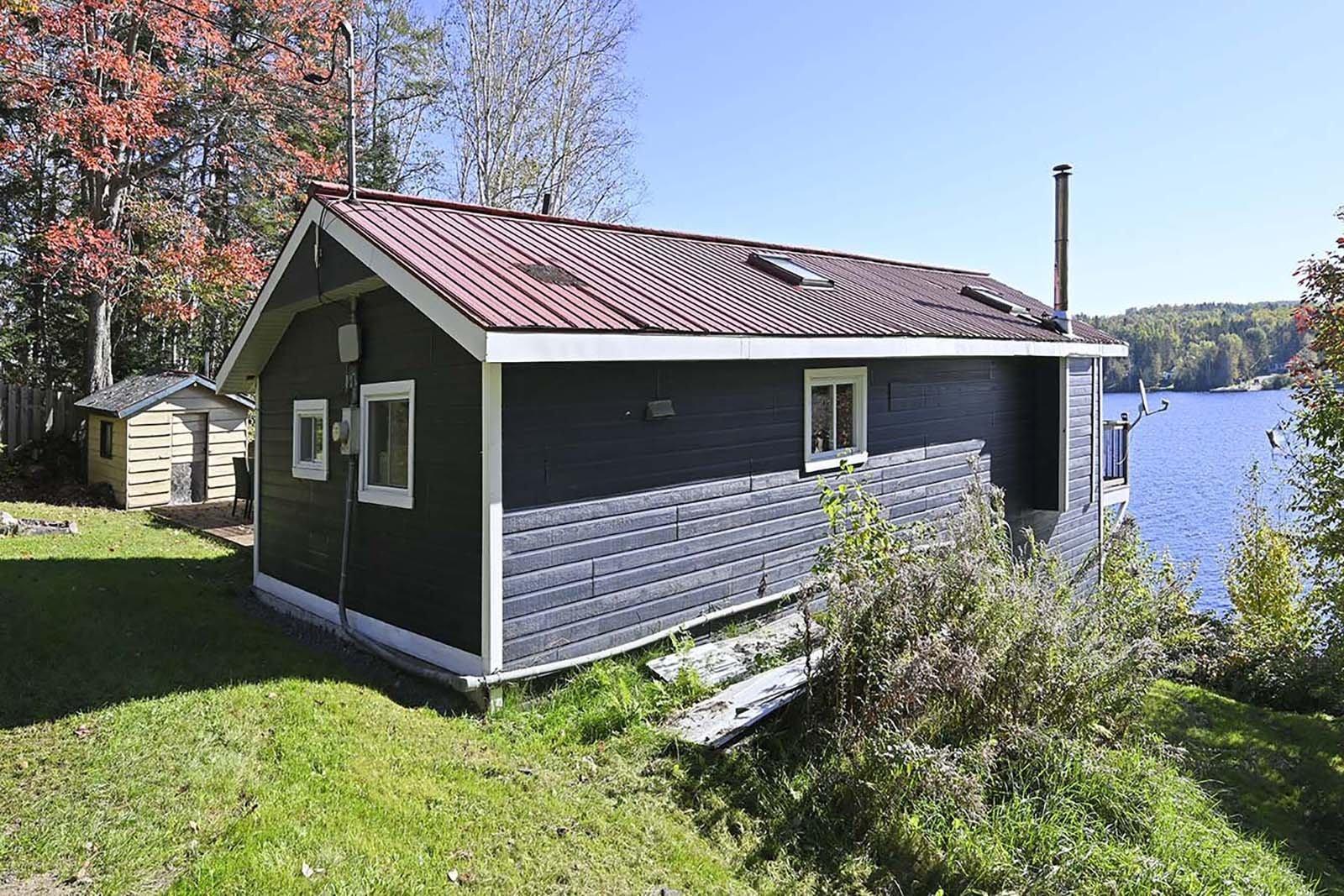 









1826


Ch. du Lac-Chaud

,
La Macaza,




QC
J0T1R0

