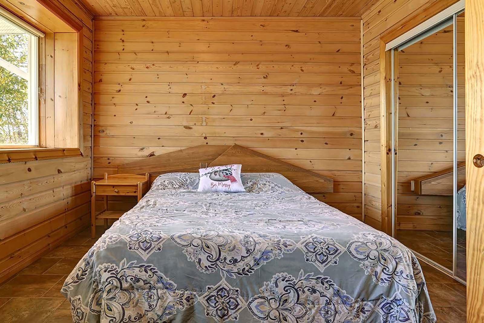 









1826


Ch. du Lac-Chaud

,
La Macaza,




QC
J0T1R0

