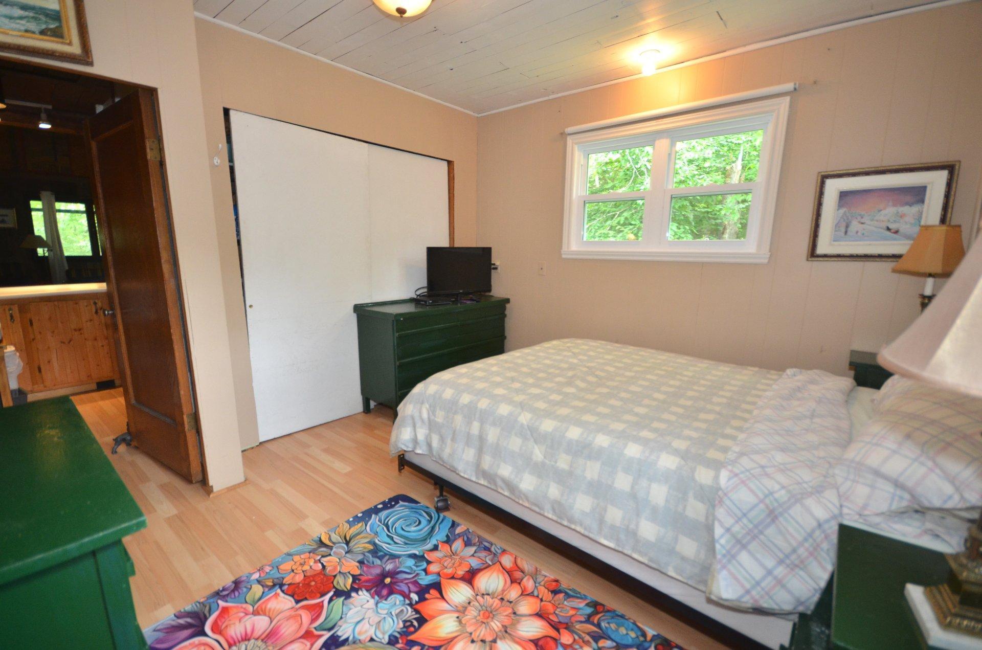 









2563


Ch. du Village

,
Mont-Tremblant,




QC
J8E1E9

