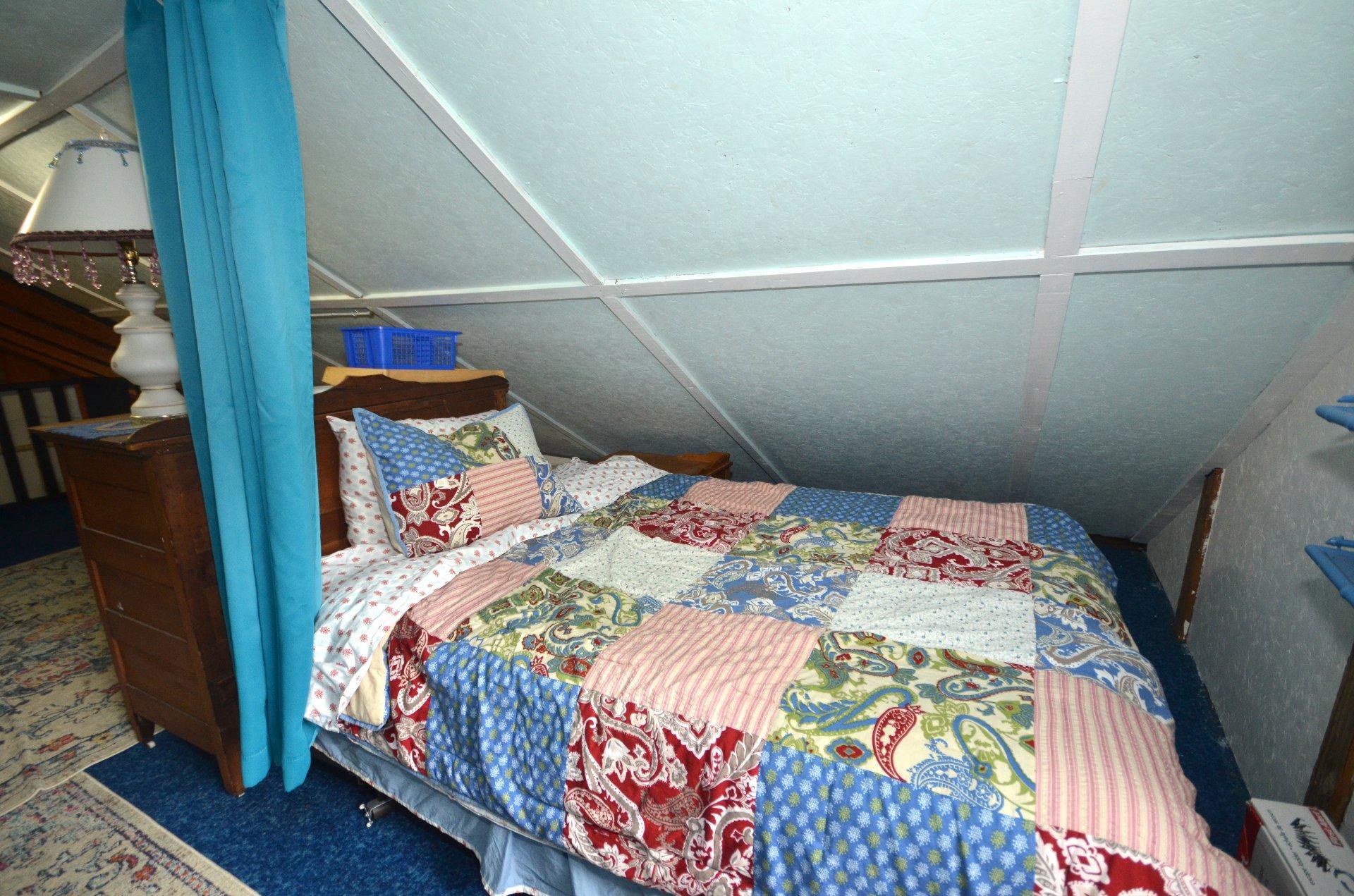 









2563


Ch. du Village

,
Mont-Tremblant,




QC
J8E1E9

