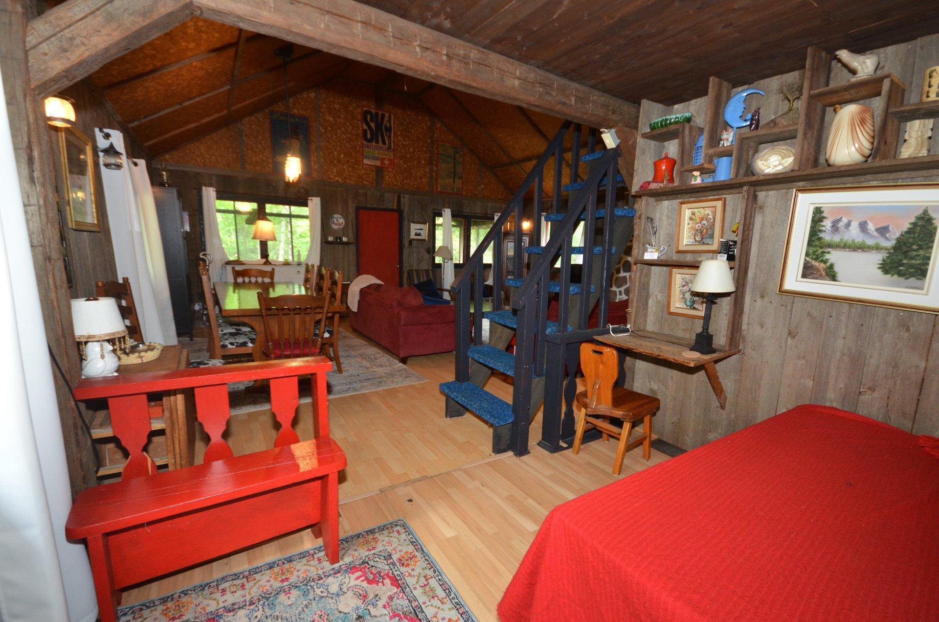 









2563


Ch. du Village

,
Mont-Tremblant,




QC
J8E1E9

