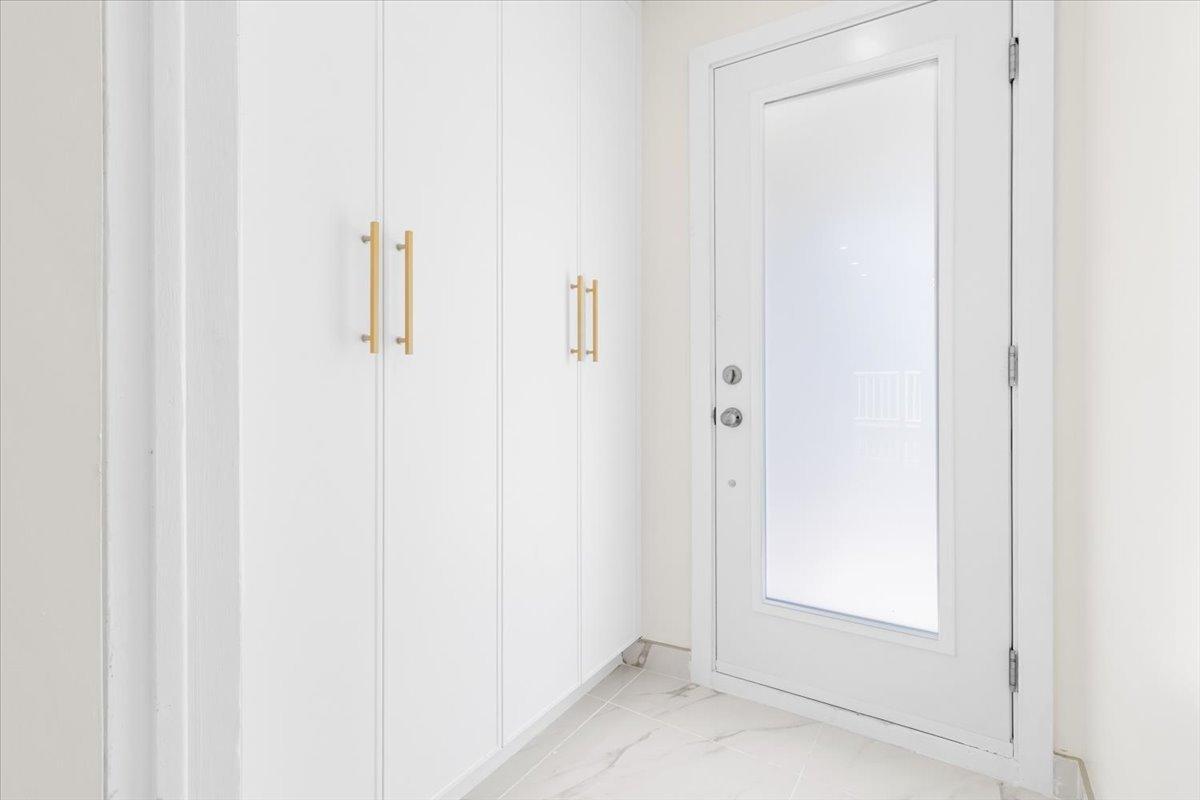 









4559


9e Rue

,
Laval (Chomedey),




QC
H7W1Y9

