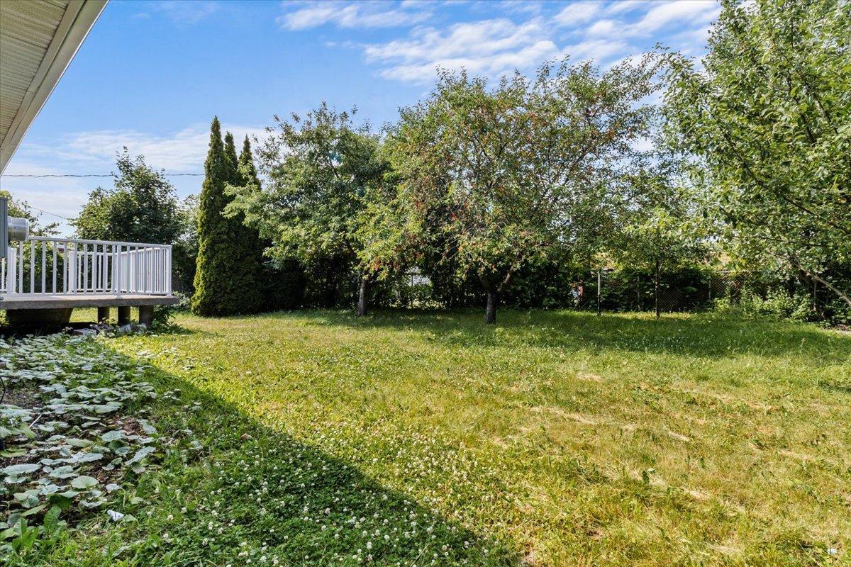 









4559


9e Rue

,
Laval (Chomedey),




QC
H7W1Y9

