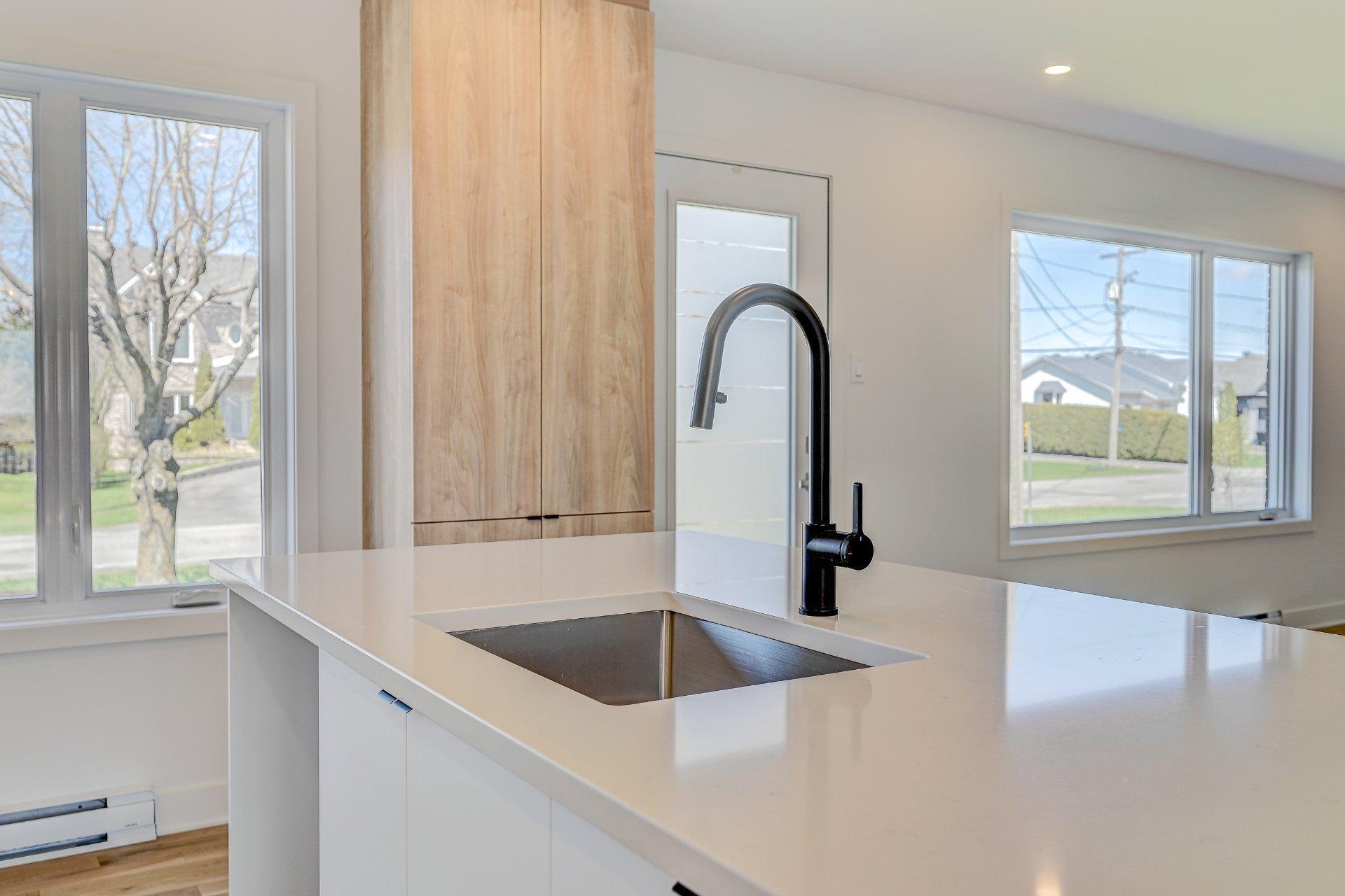 









6


Mtée St-Claude

,
Saint-Philippe,




QC
J0L2K0

