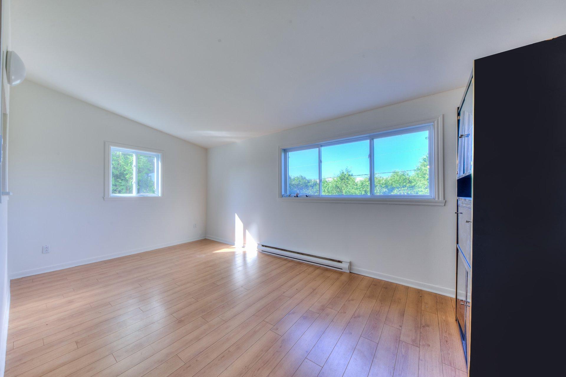 









26


Rue Louis-Hébert

,
Sainte-Thérèse,




QC
J7E3W5

