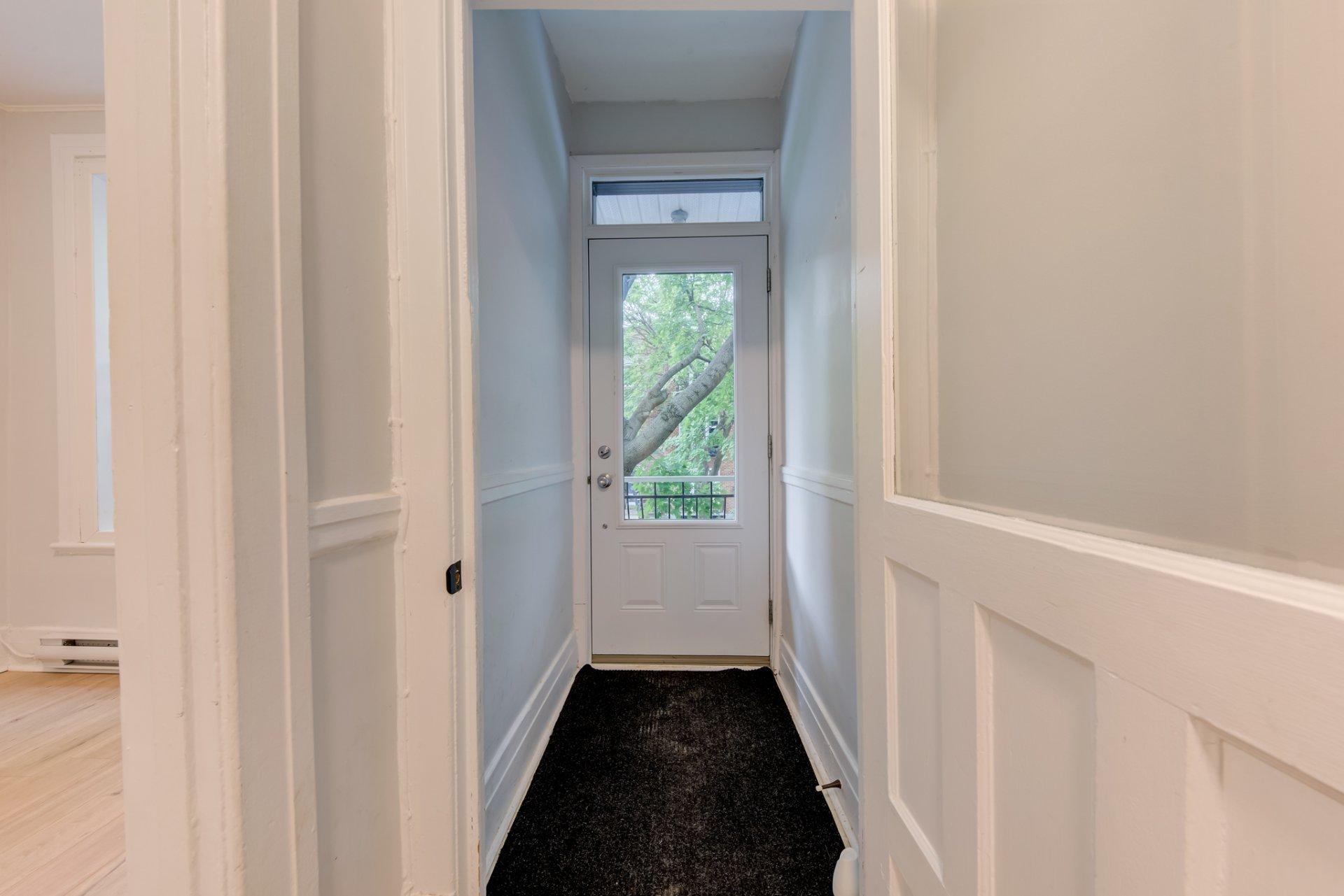 









2177


Rue Davidson

,
Montréal (Mercier/Hochelaga-Maisonneuve),




QC
H1W2Y7

