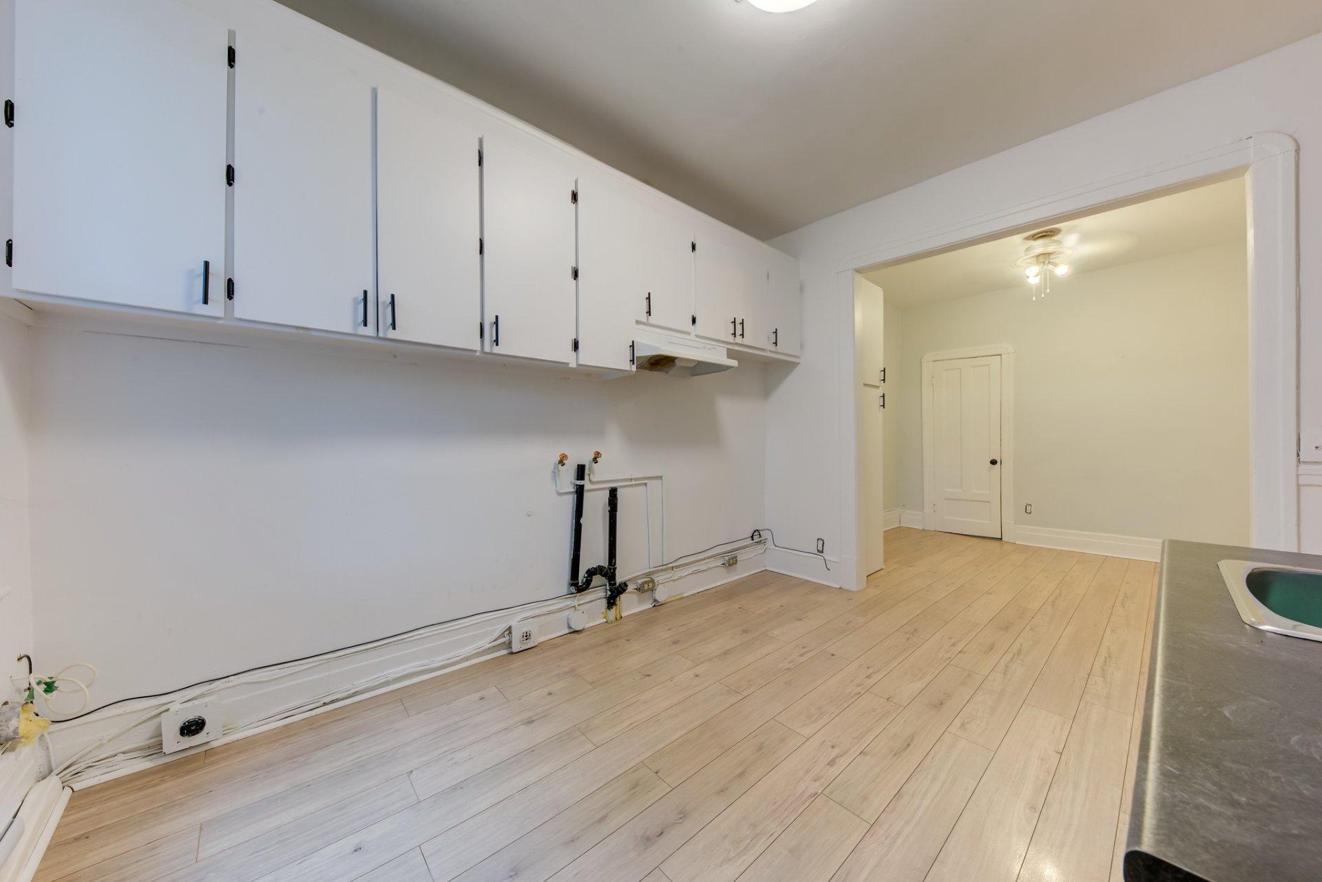 









2177


Rue Davidson

,
Montréal (Mercier/Hochelaga-Maisonneuve),




QC
H1W2Y7

