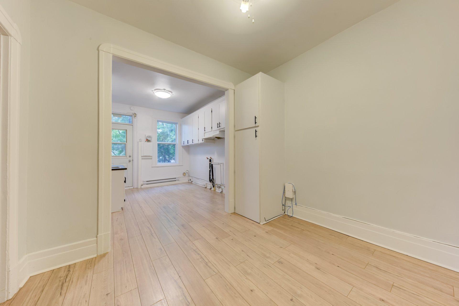 









2177


Rue Davidson

,
Montréal (Mercier/Hochelaga-Maisonneuve),




QC
H1W2Y7


