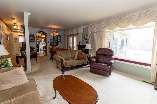 









88


Hay

RD,
Gonor,




MB
R1C 0C1

