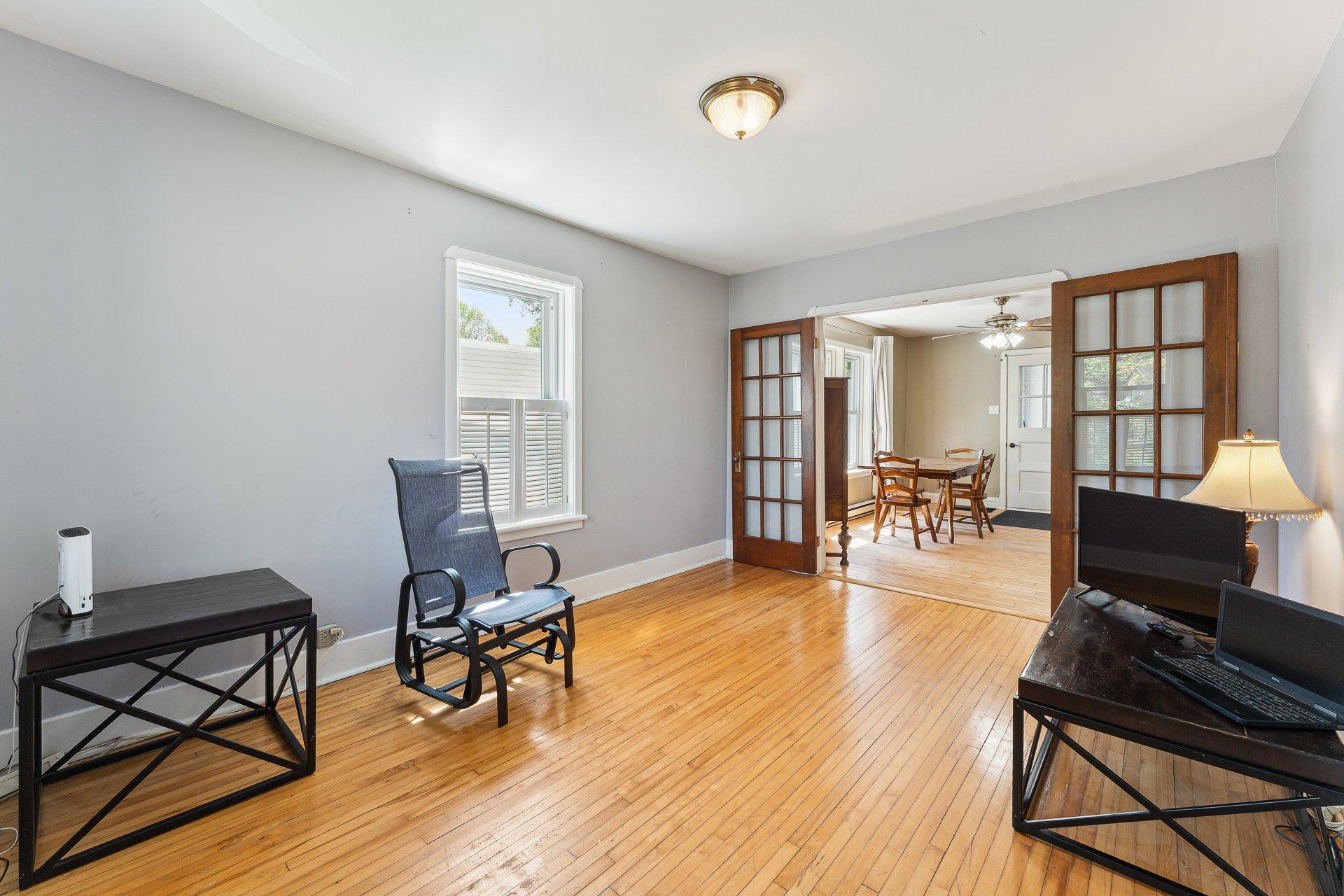 









133

 - 133A


Rue du Nord

,
Cowansville,




QC
J2K2L6

