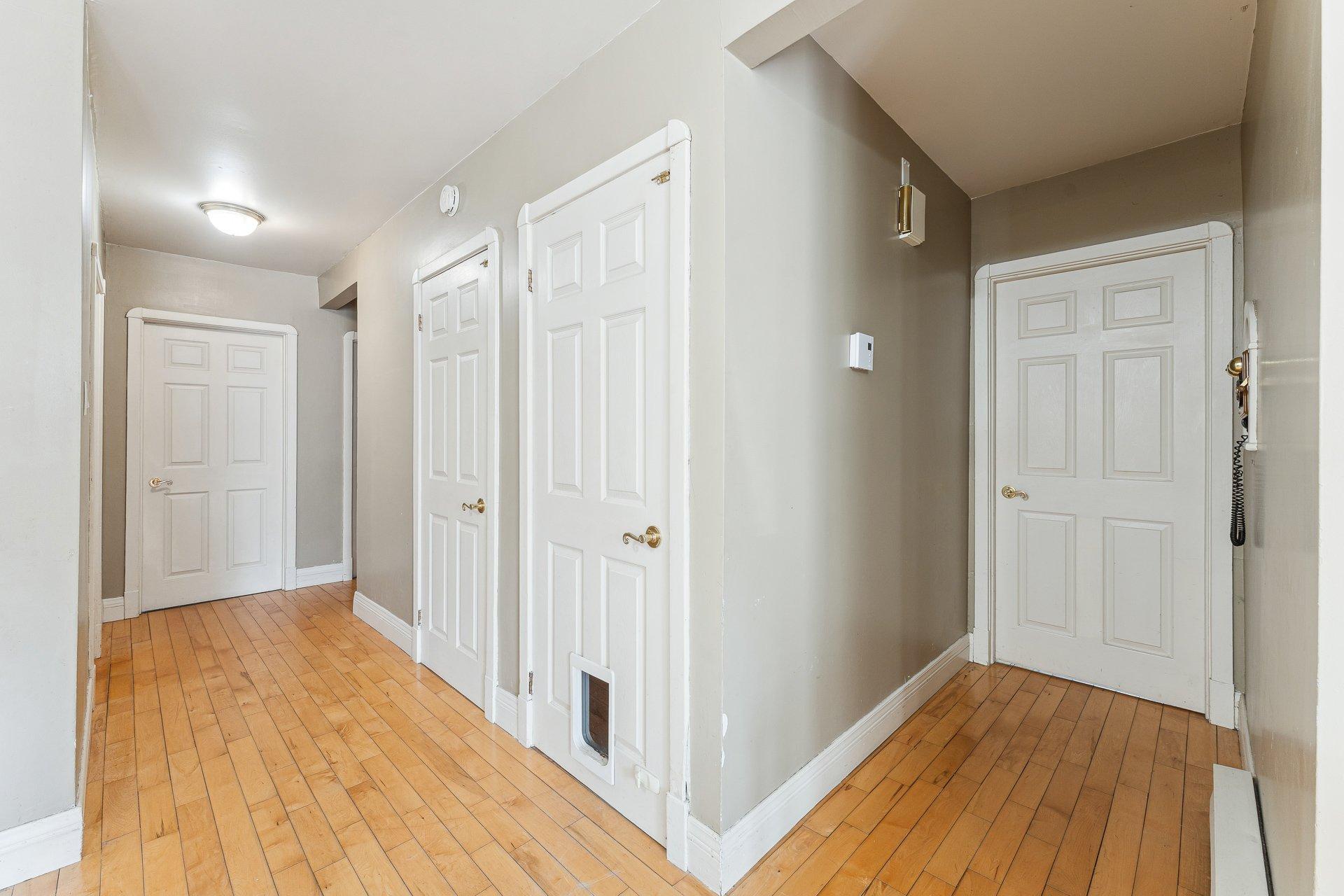 









133

 - 133A


Rue du Nord

,
Cowansville,




QC
J2K2L6

