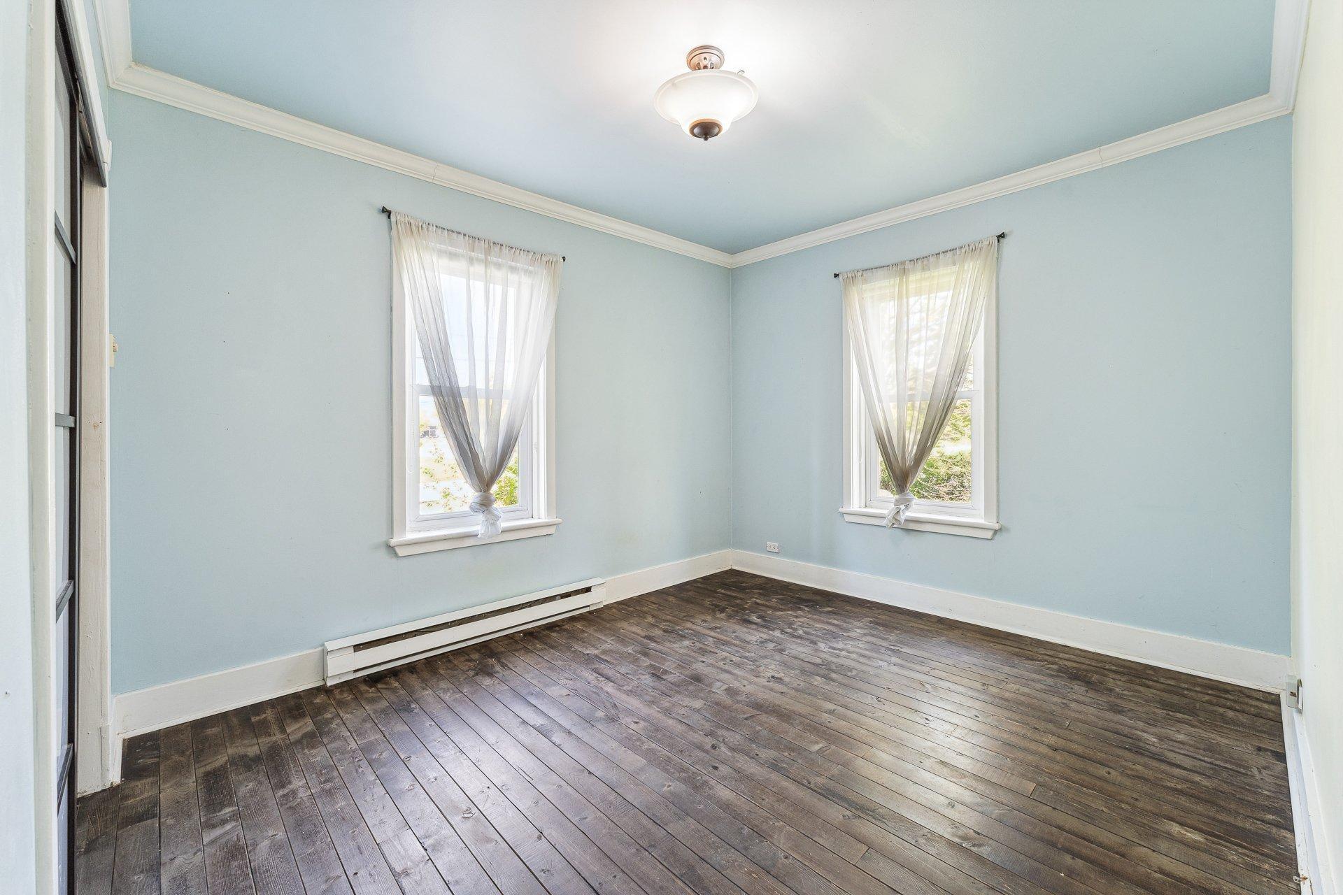 









133

 - 133A


Rue du Nord

,
Cowansville,




QC
J2K2L6

