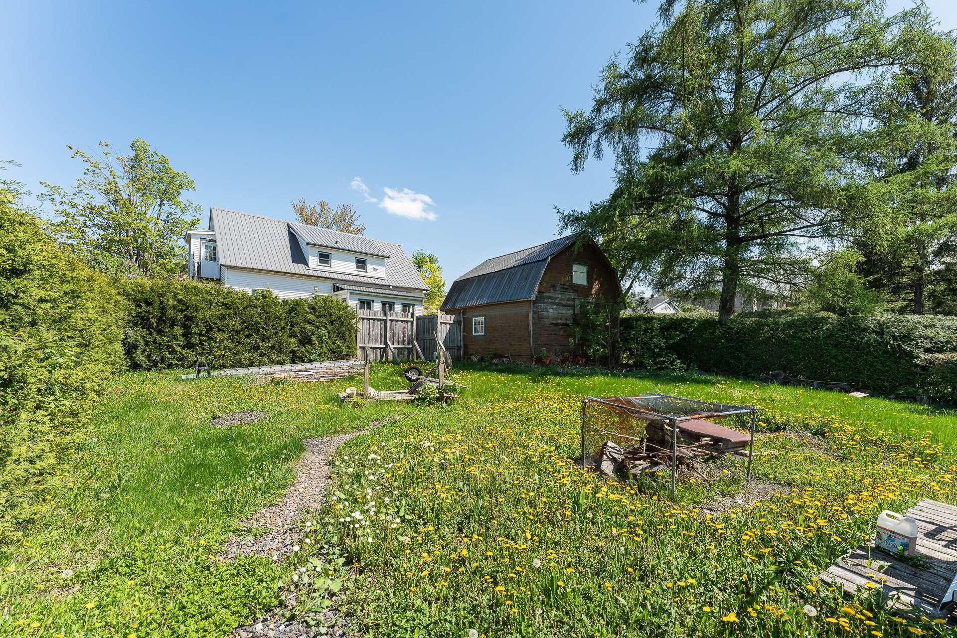 









133

 - 133A


Rue du Nord

,
Cowansville,




QC
J2K2L6

