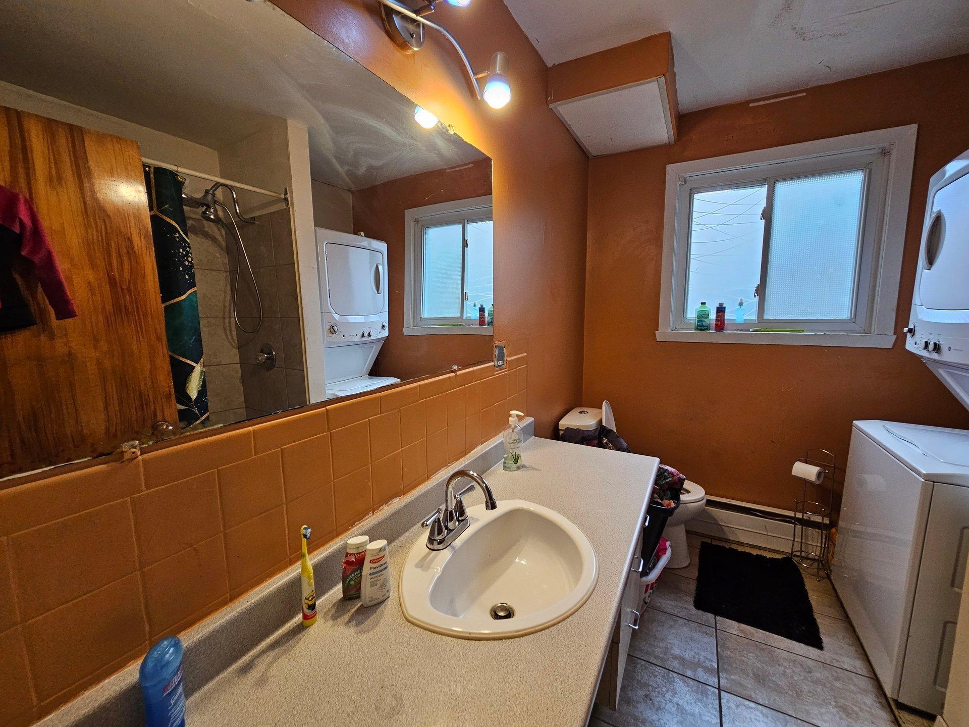 









3064


Rue College

,
Sherbrooke (Lennoxville),




QC
J1M1V6

